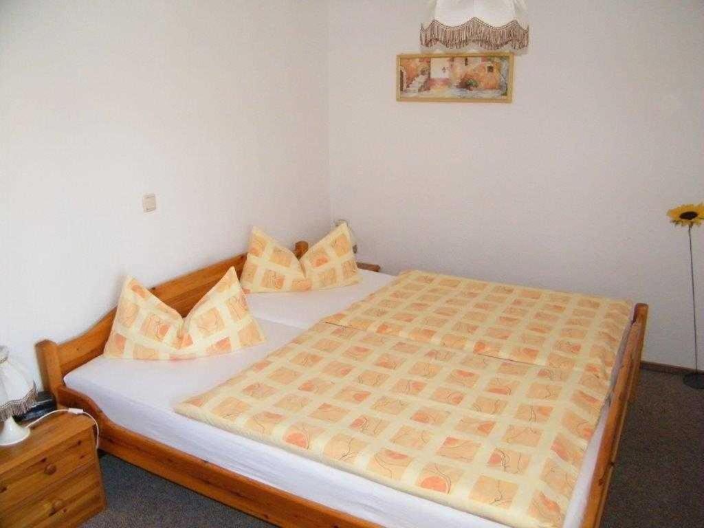 One-Bedroom Apartment with Balcony photo 1