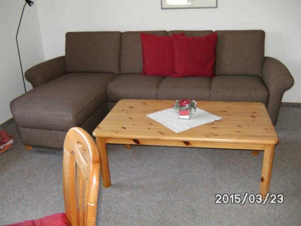 One-Bedroom Apartment with Balcony photo 2
