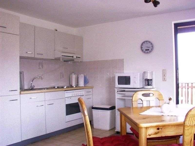 One-Bedroom Apartment with Balcony photo 3