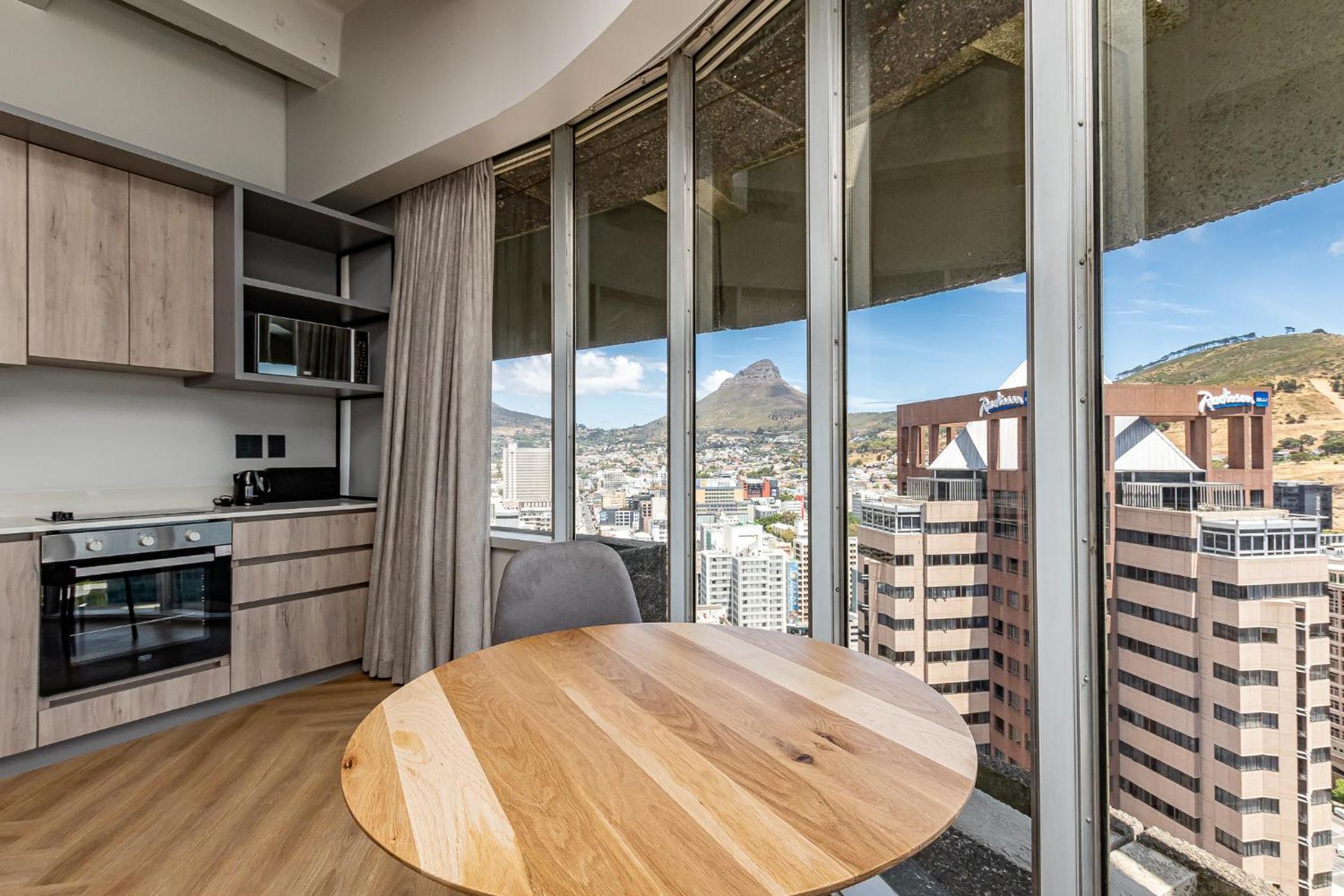 Deluxe Apartment - Photo 2