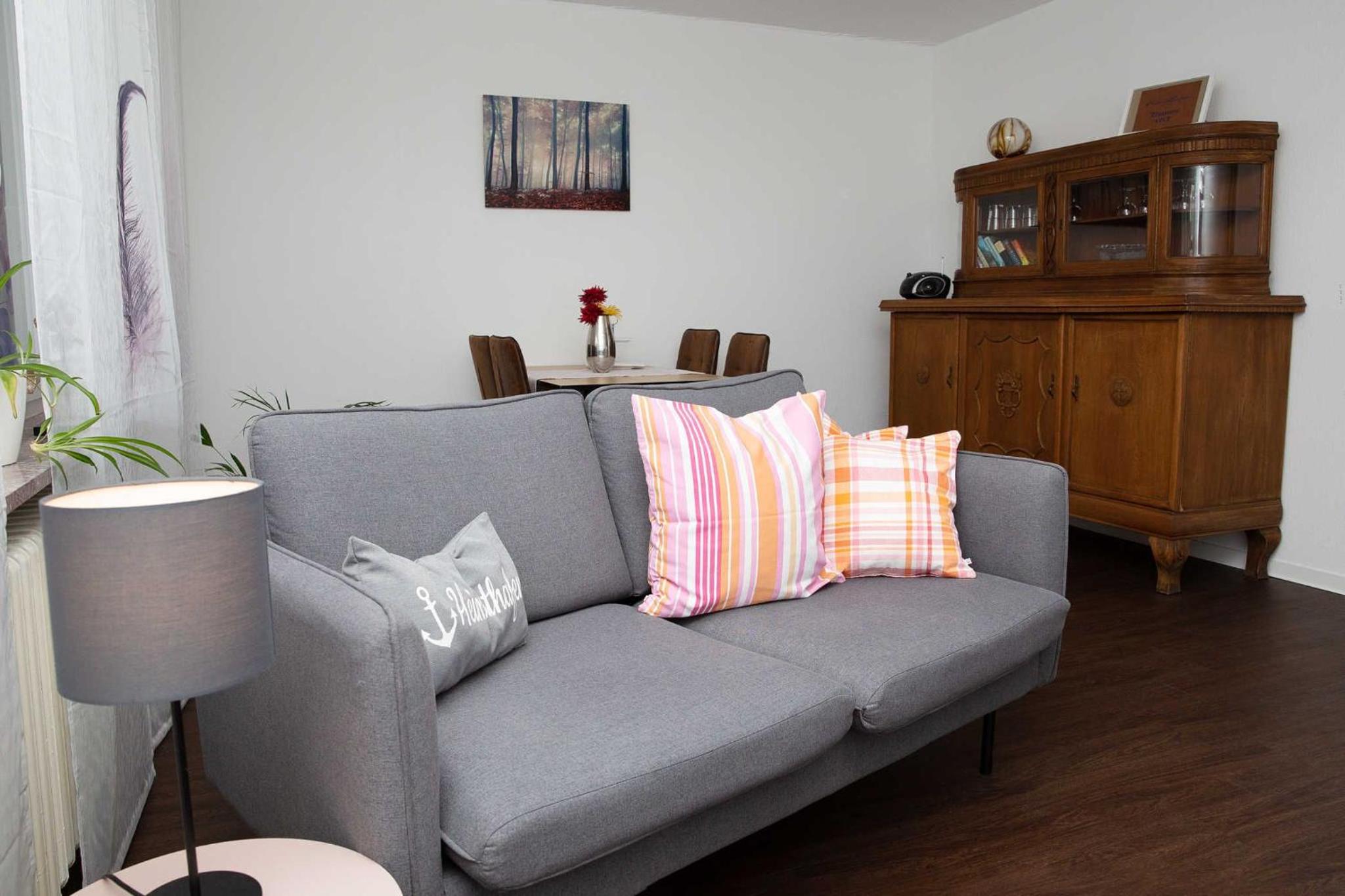 One-Bedroom Apartment with Balcony photo 1