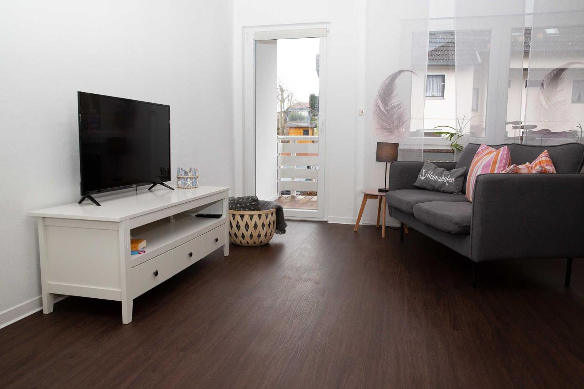 One-Bedroom Apartment with Balcony photo 2
