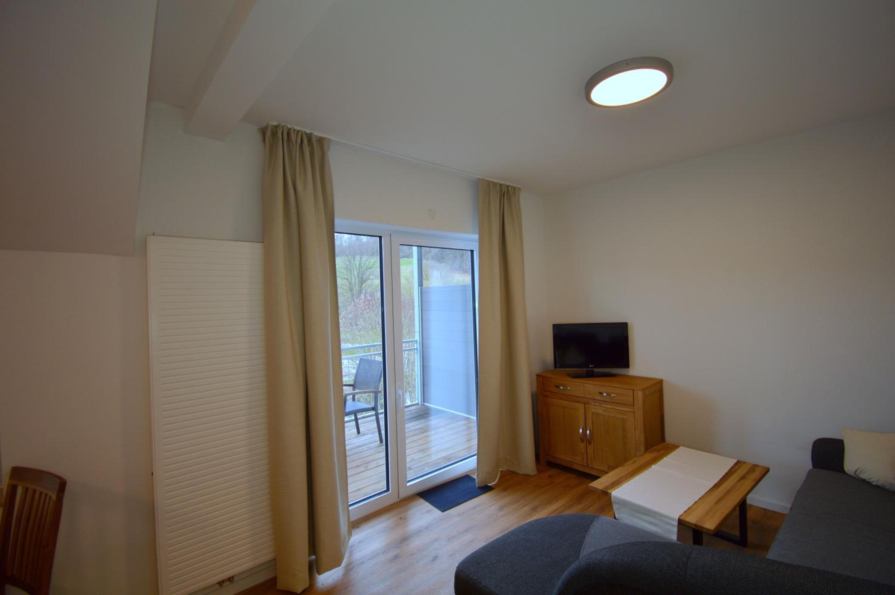 One-Bedroom Apartment with Balcony photo 1