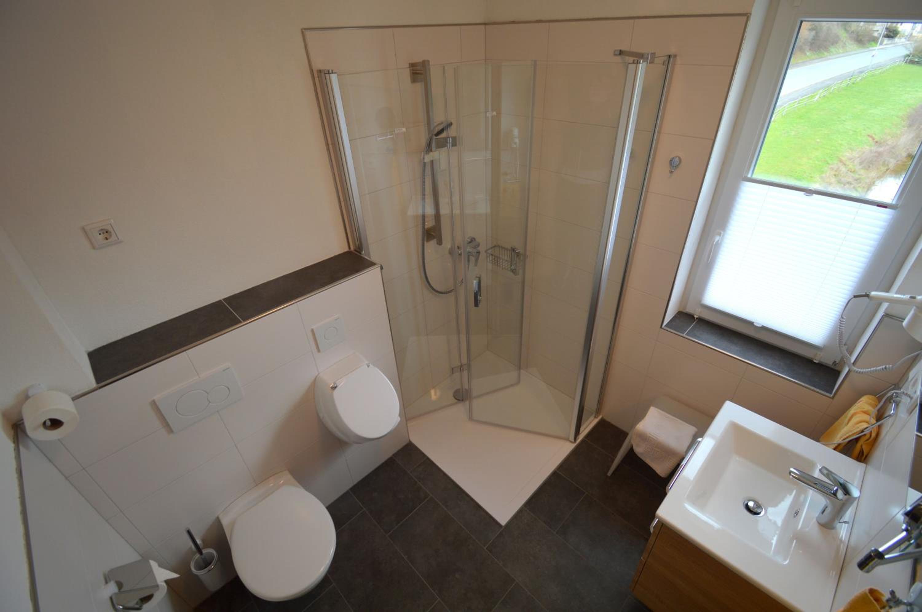 One-Bedroom Apartment with Balcony photo 3