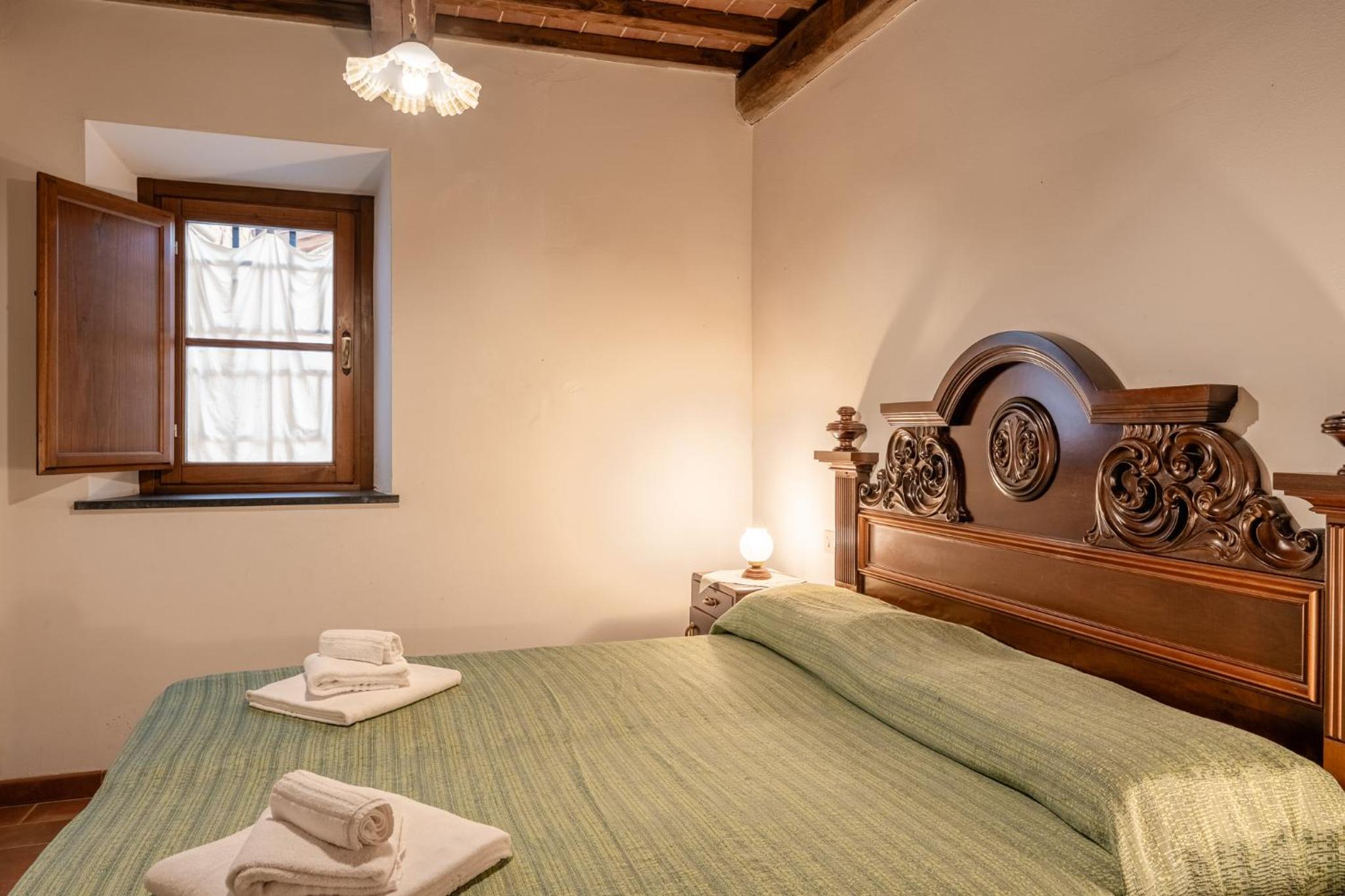 Two-Bedroom Deluxe Apartment with Garden View
