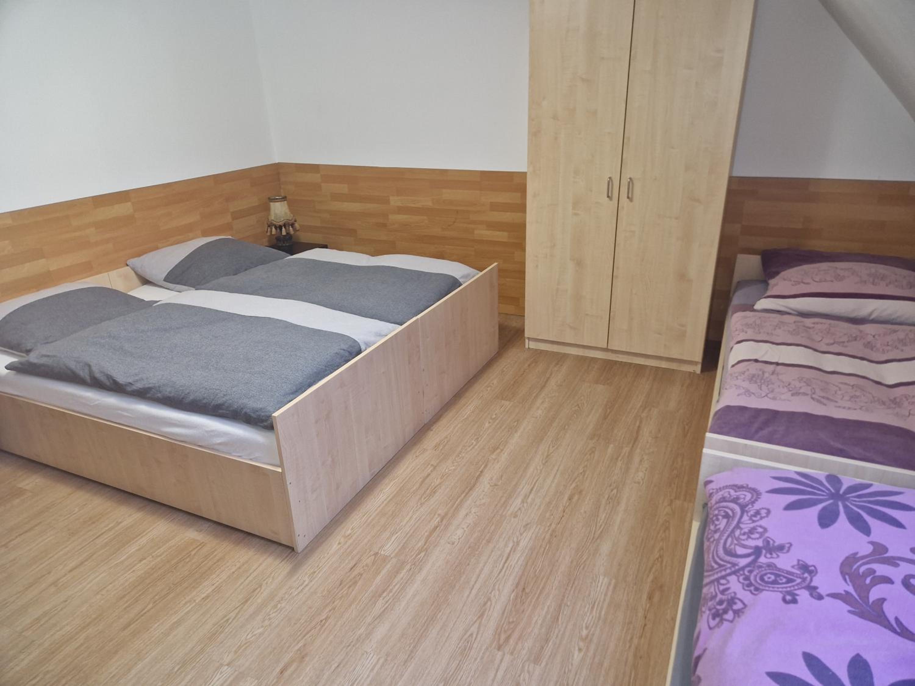 Economy Quadruple Room with Shared Bathroom photo 1