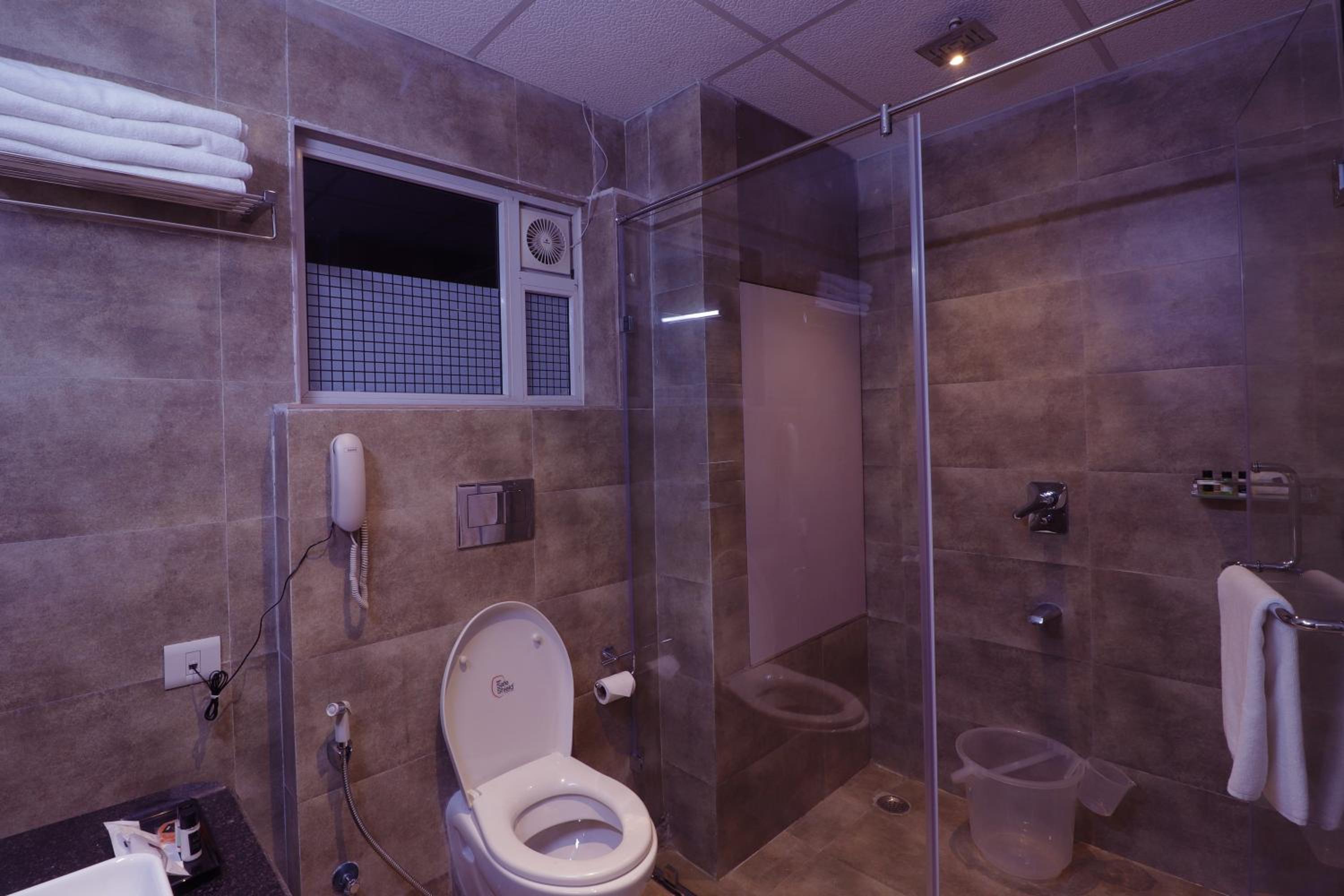 Superior Double Room - Photo 2