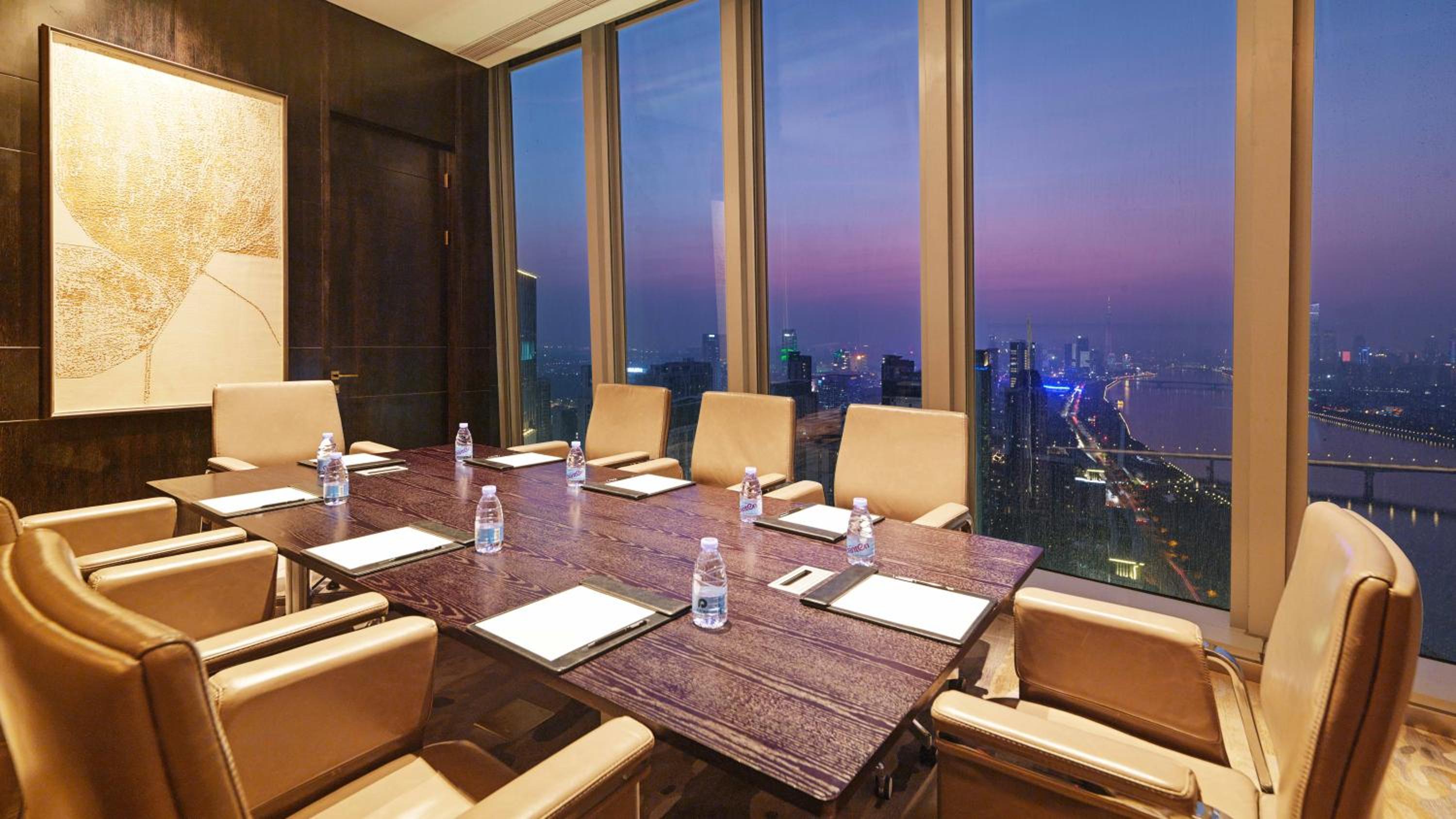 Classic King Room with River View