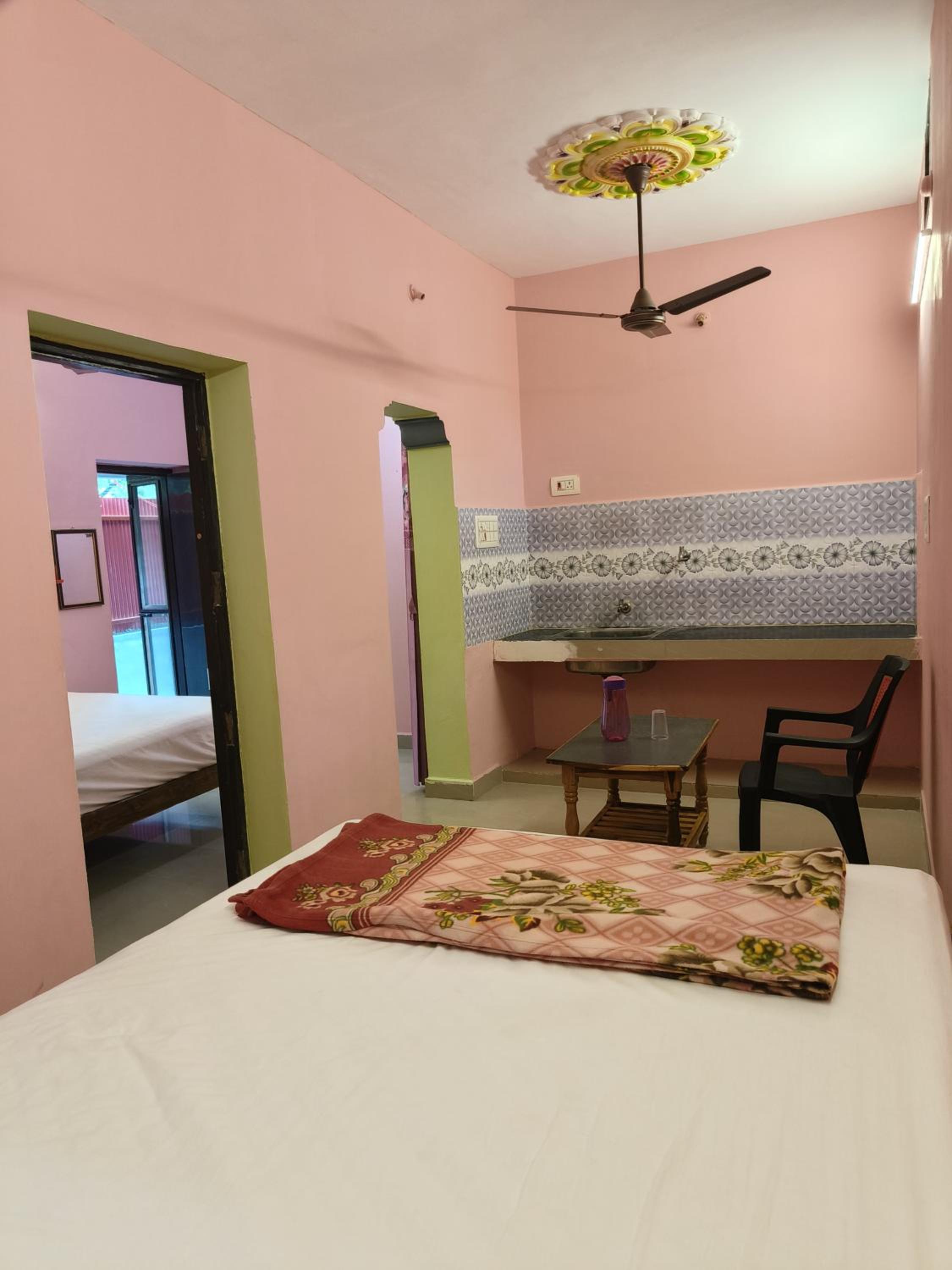 Deluxe Double Or Twin Room photo 3