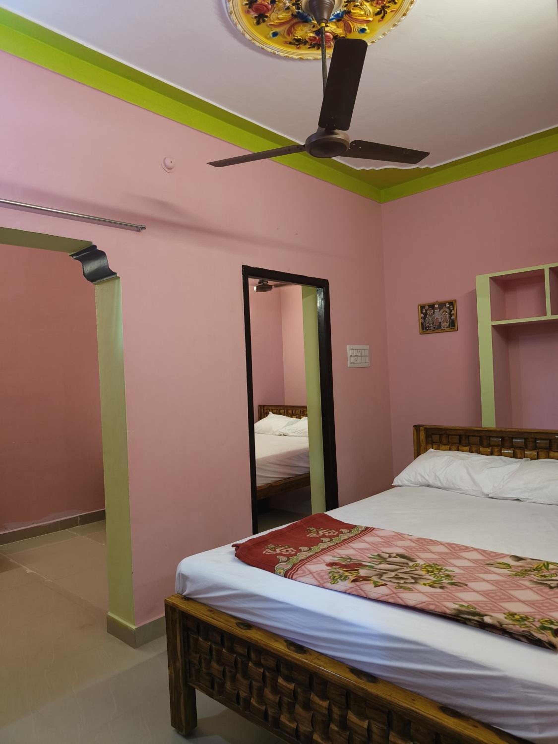 Deluxe Double Or Twin Room photo 1