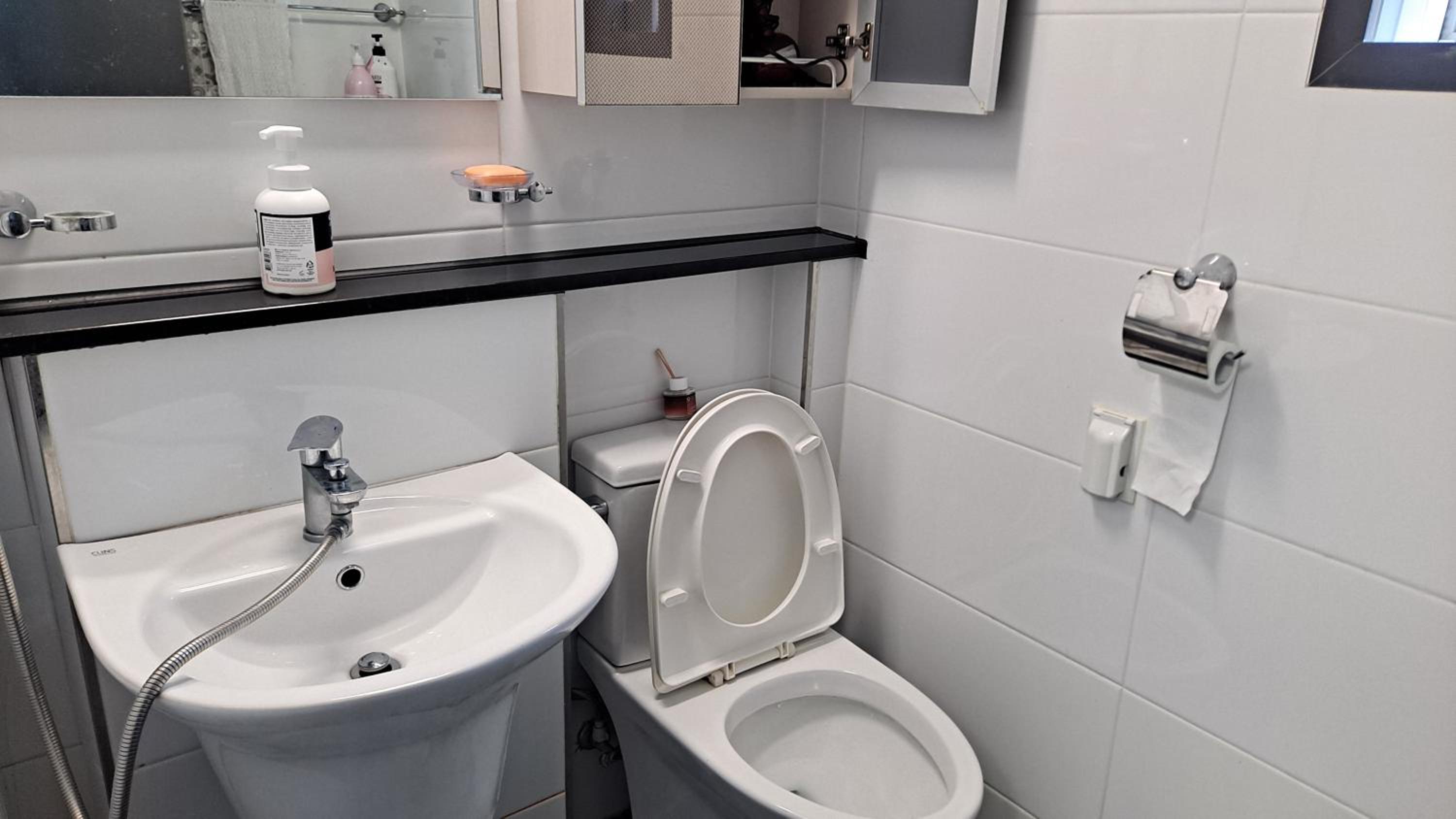 Double Room - Photo 12