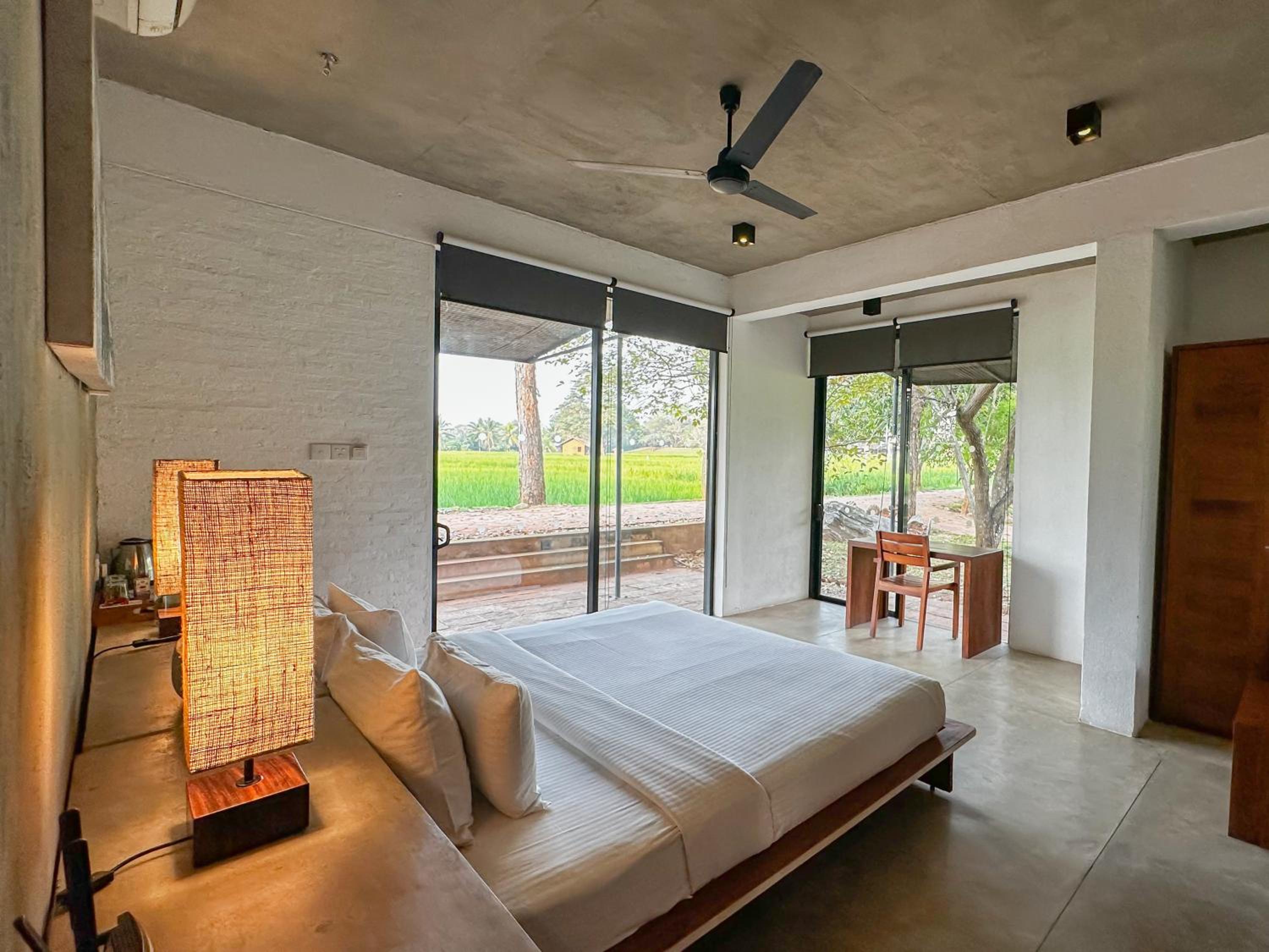 Ehela - Deluxe Room (10% off on food)