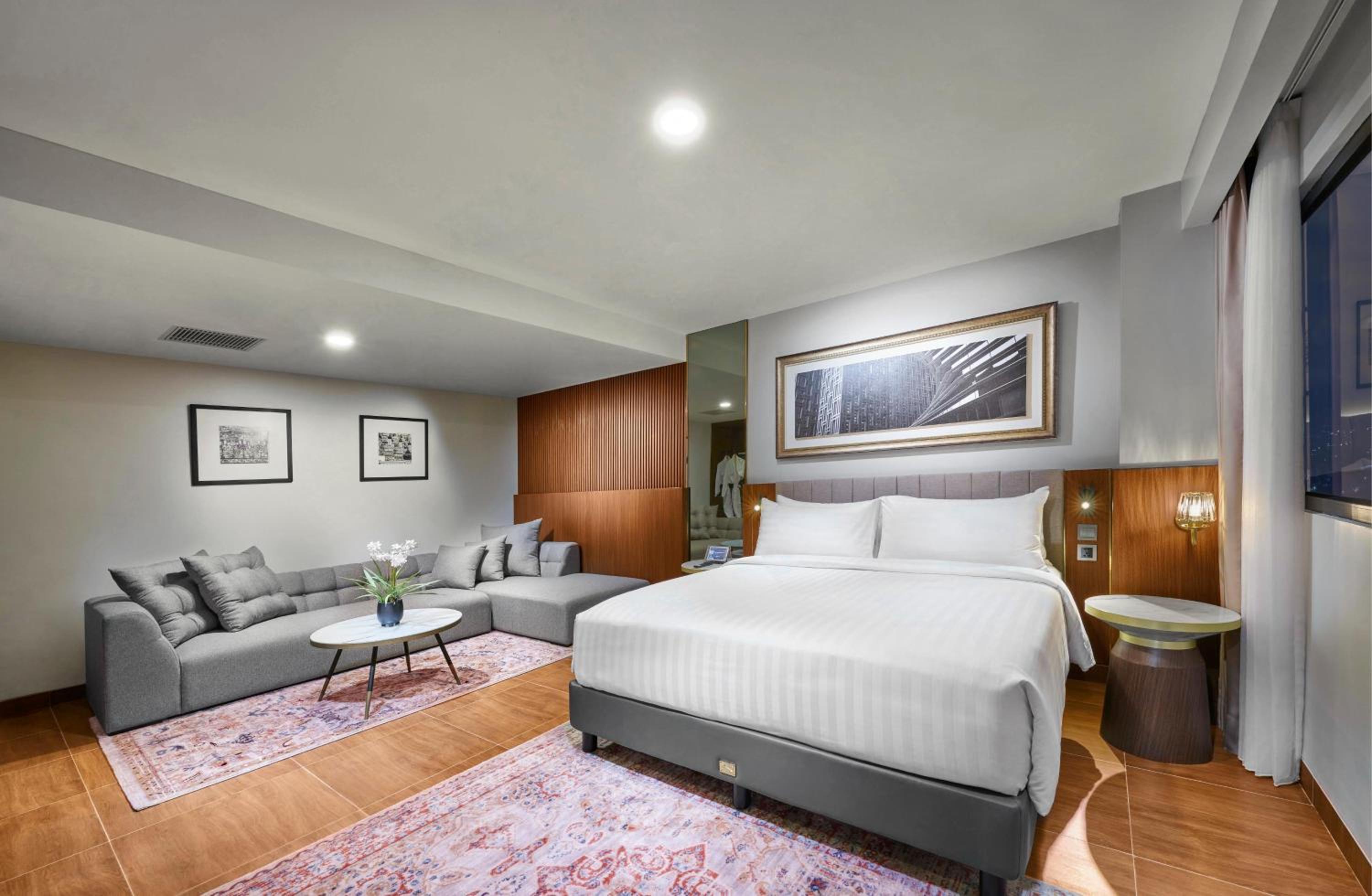 Alana Suite