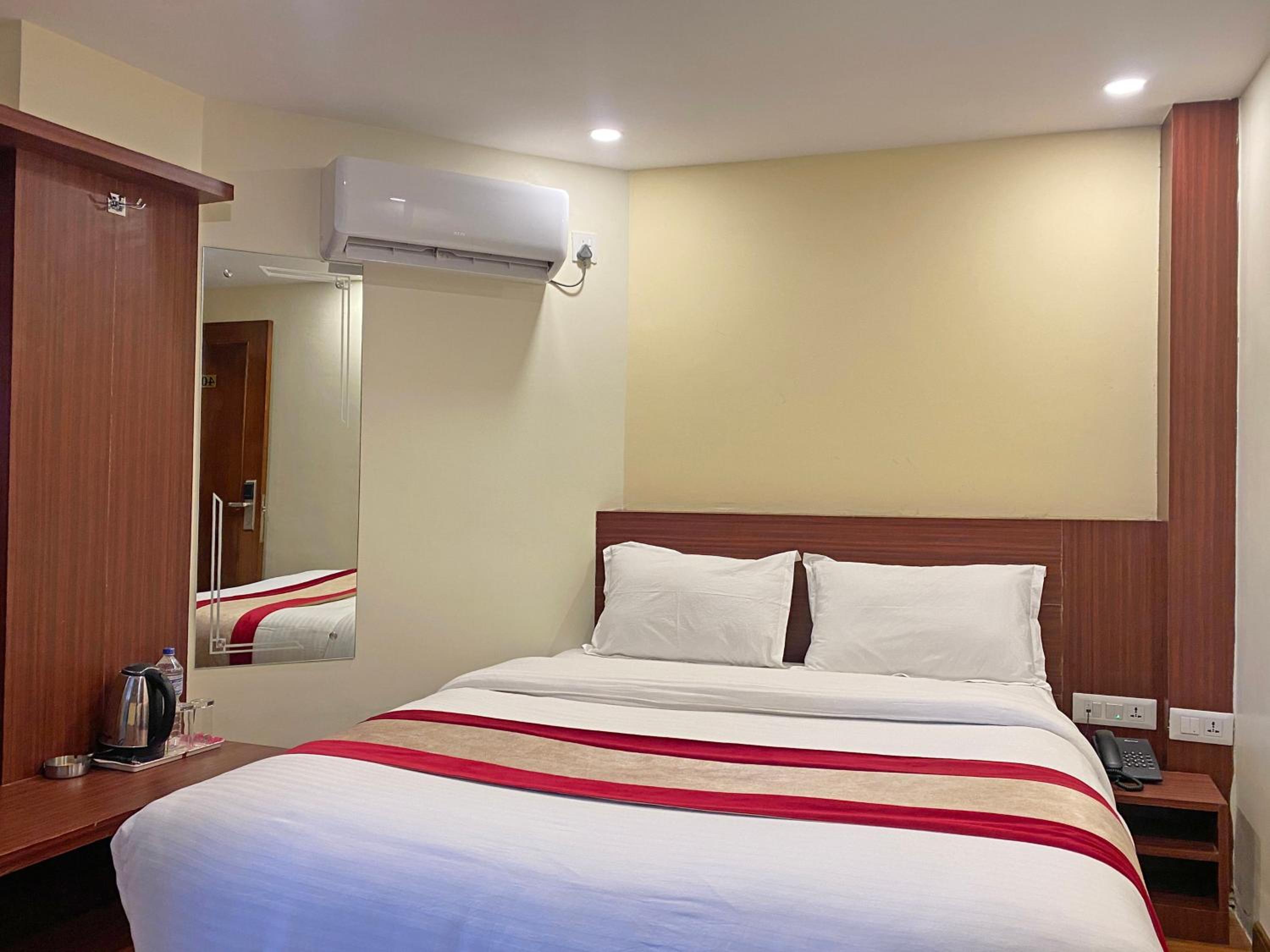 Standard Double Room - Photo 1