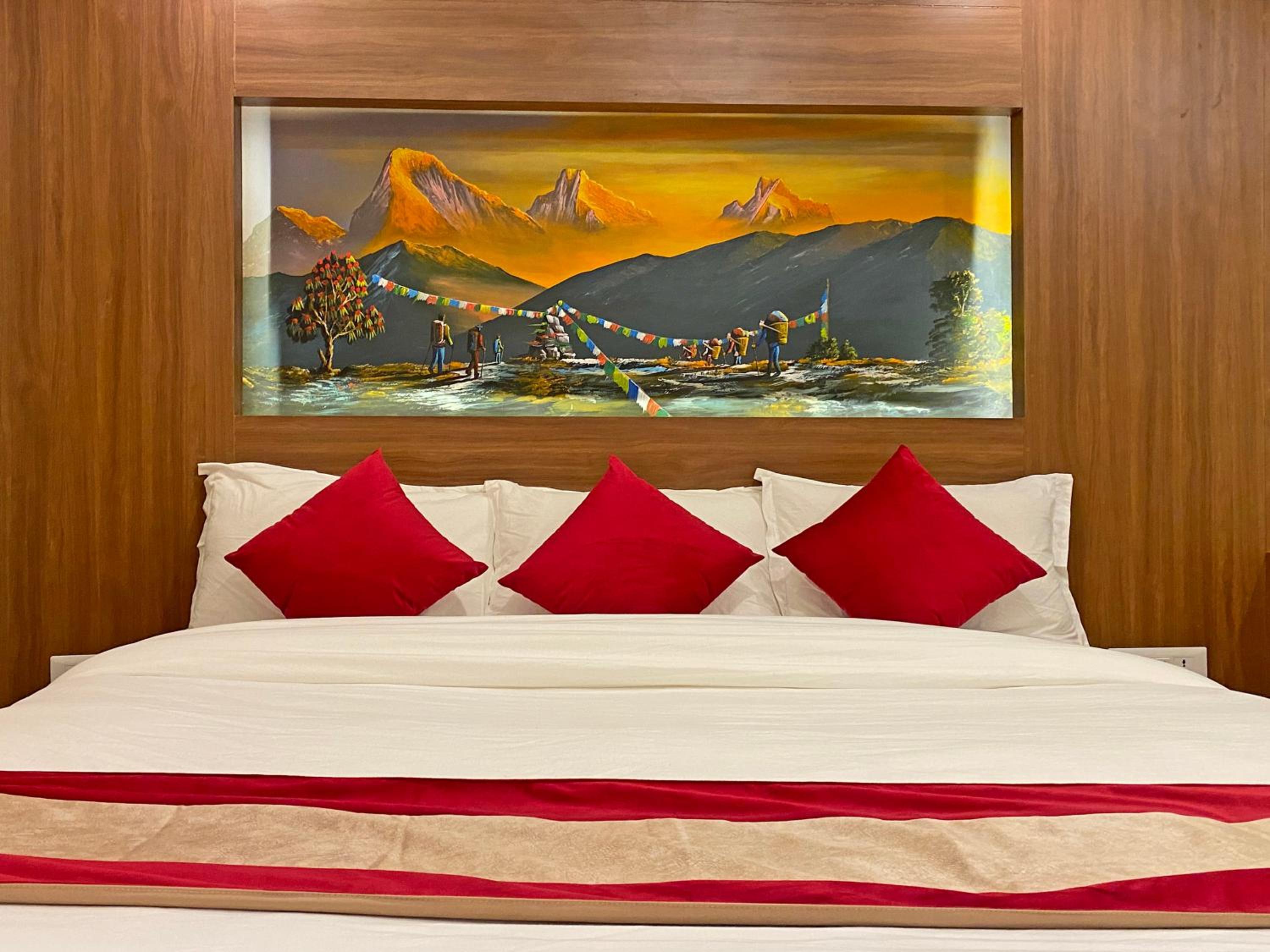 Deluxe Double Room - Photo 13
