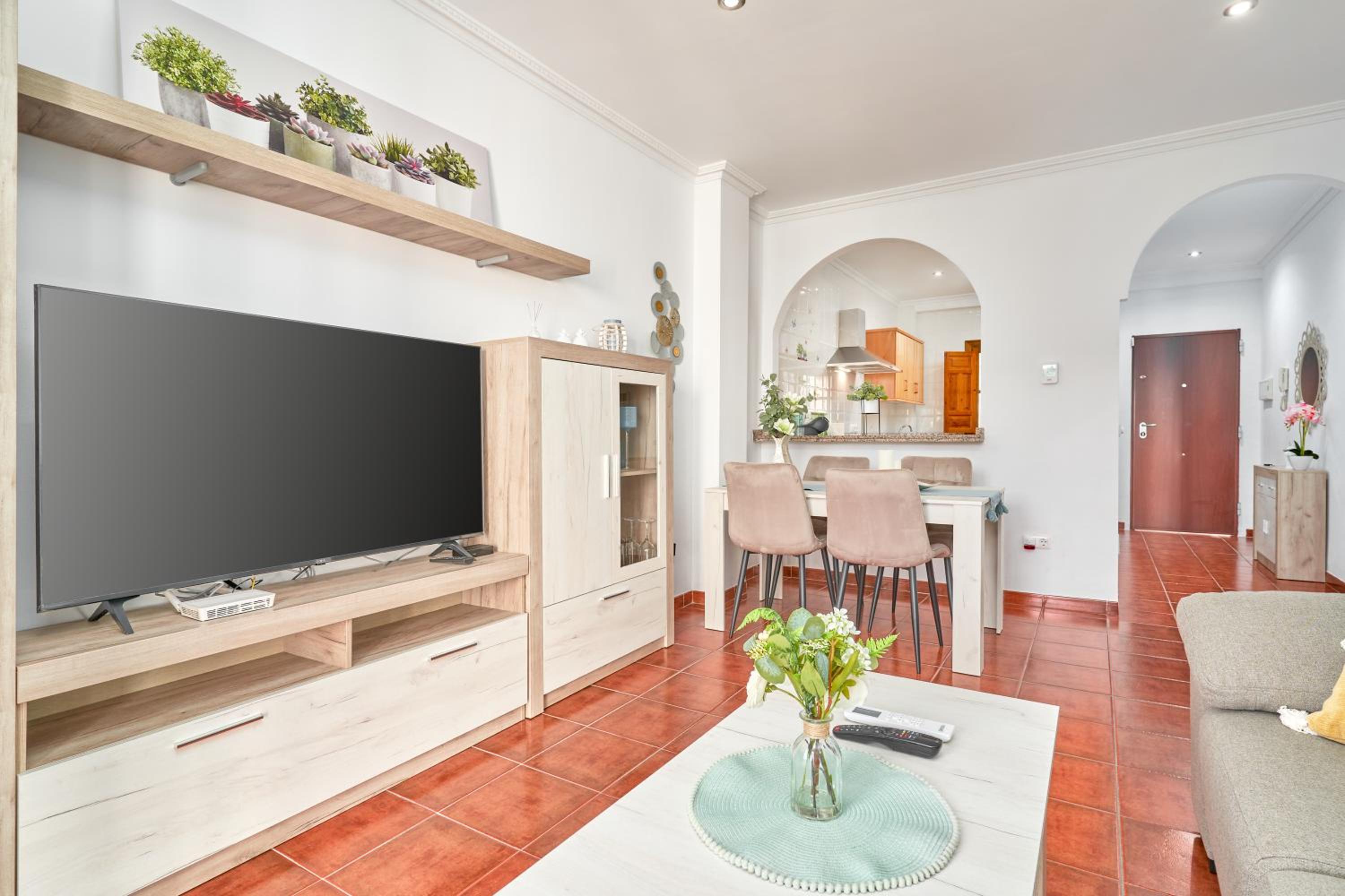 Two-Bedroom Deluxe Apartment with Ocean View photo 3