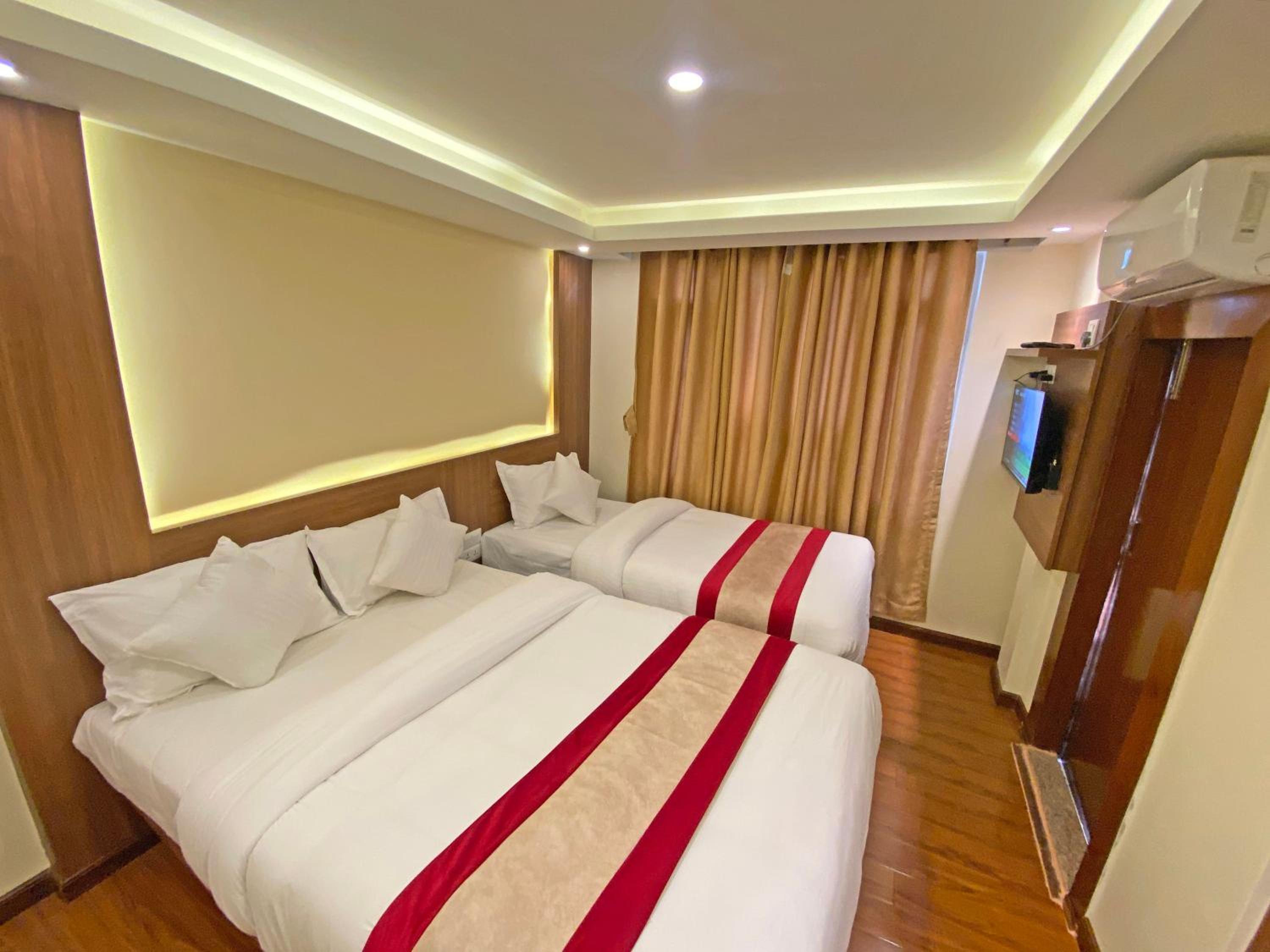 Deluxe Double or Twin Room - Photo 41