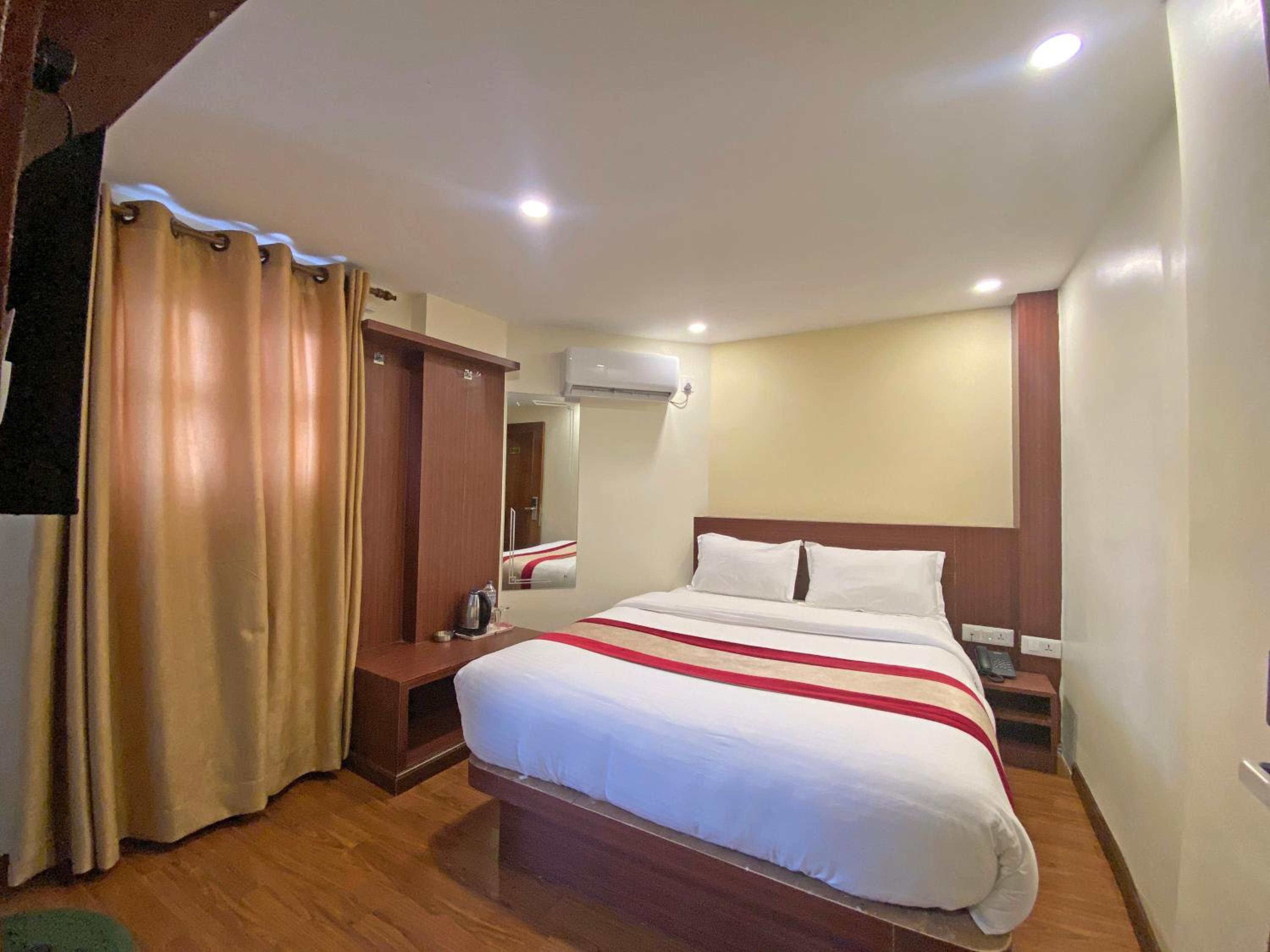 Standard Double Room - Photo 2