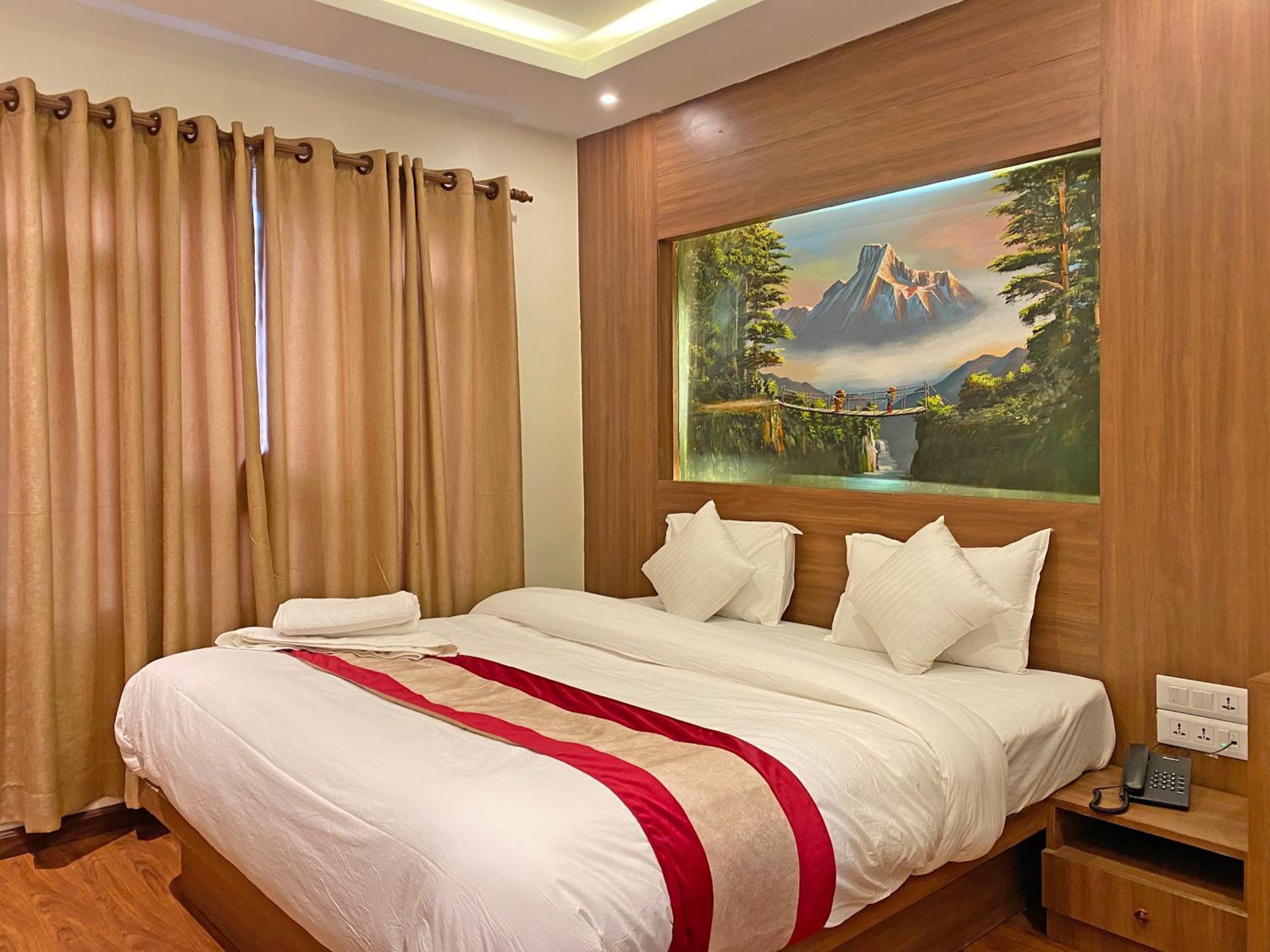 Deluxe Double Room - Photo 3