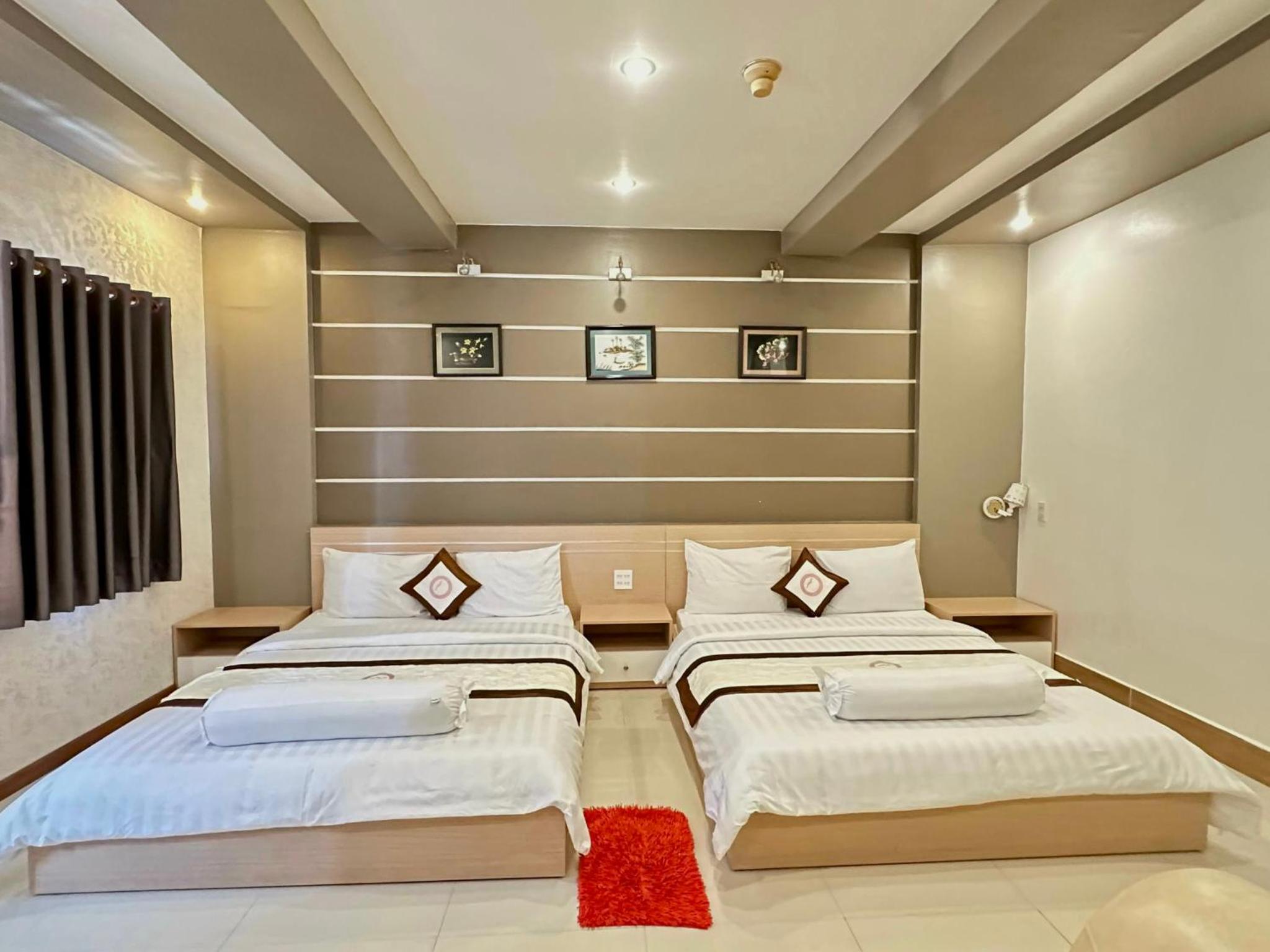 Quadruple Room - Photo 3