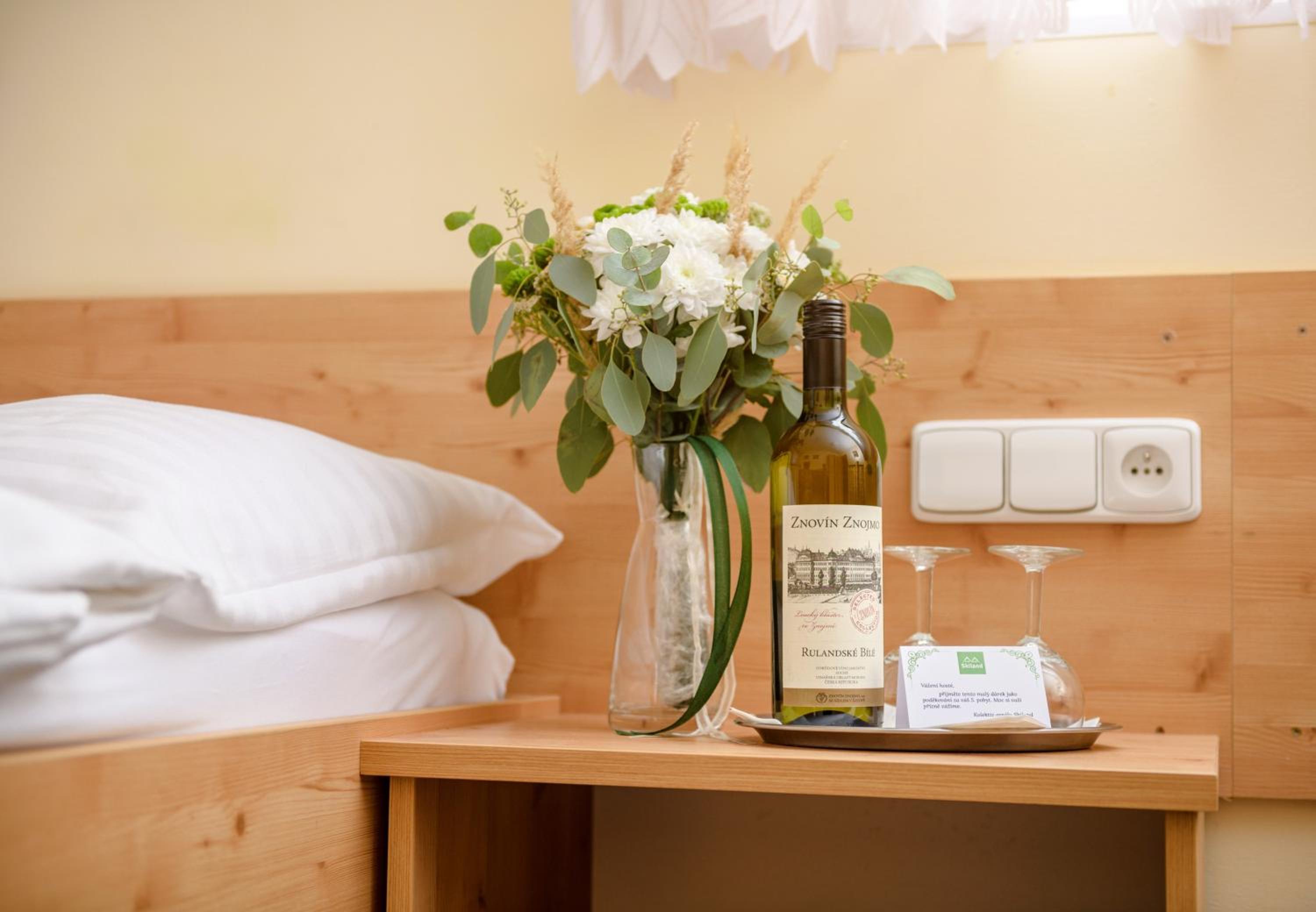 Standard Double or Twin Room - Photo 3