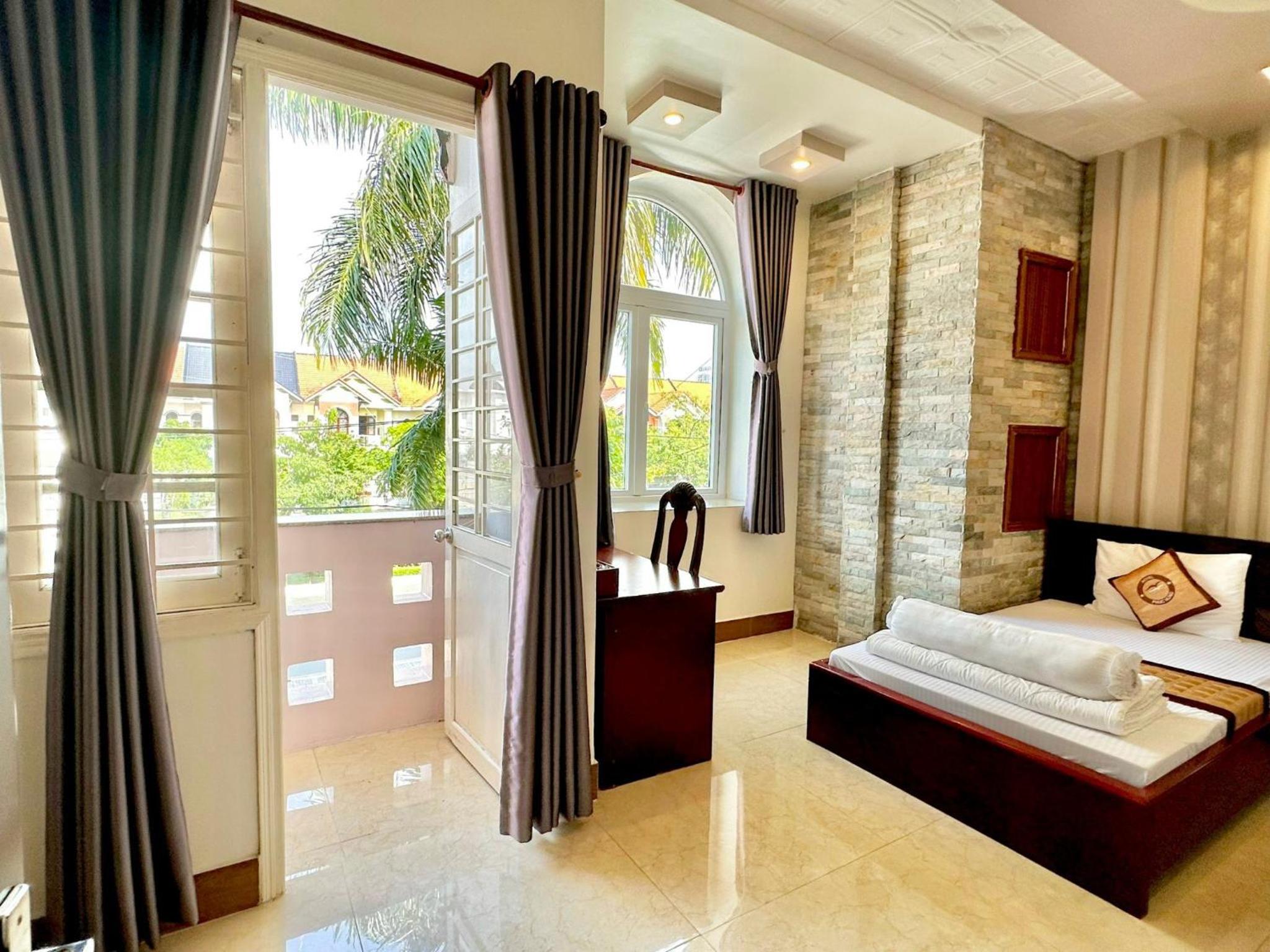 Twin Room - Photo 7