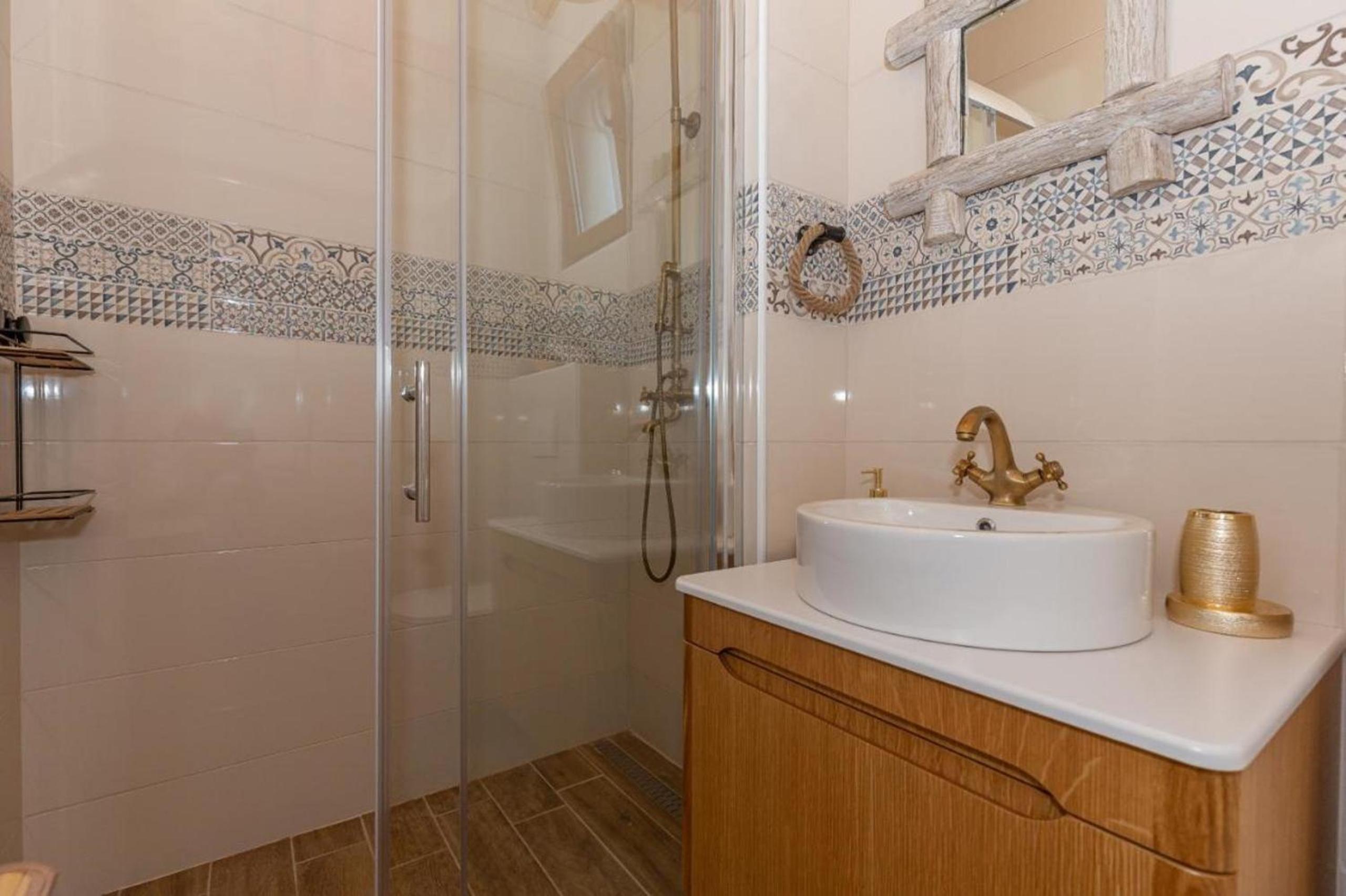 Villa photo 3