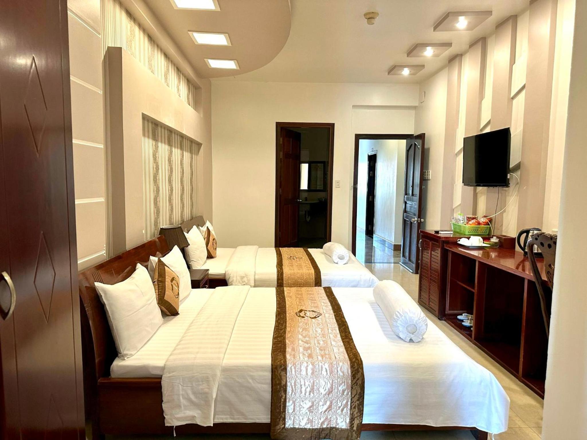 Quadruple Room - Photo 6