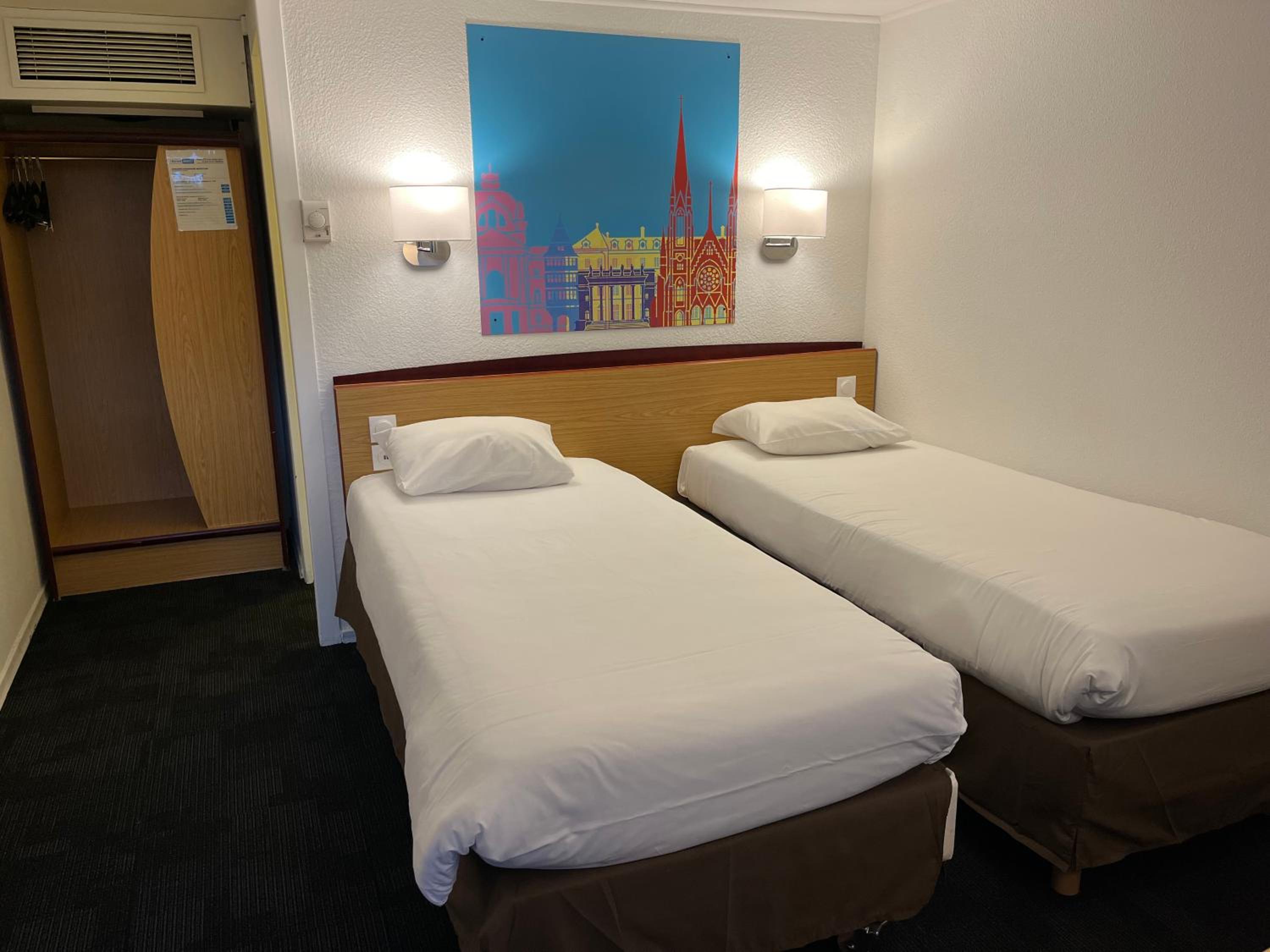 Twin Room photo 2