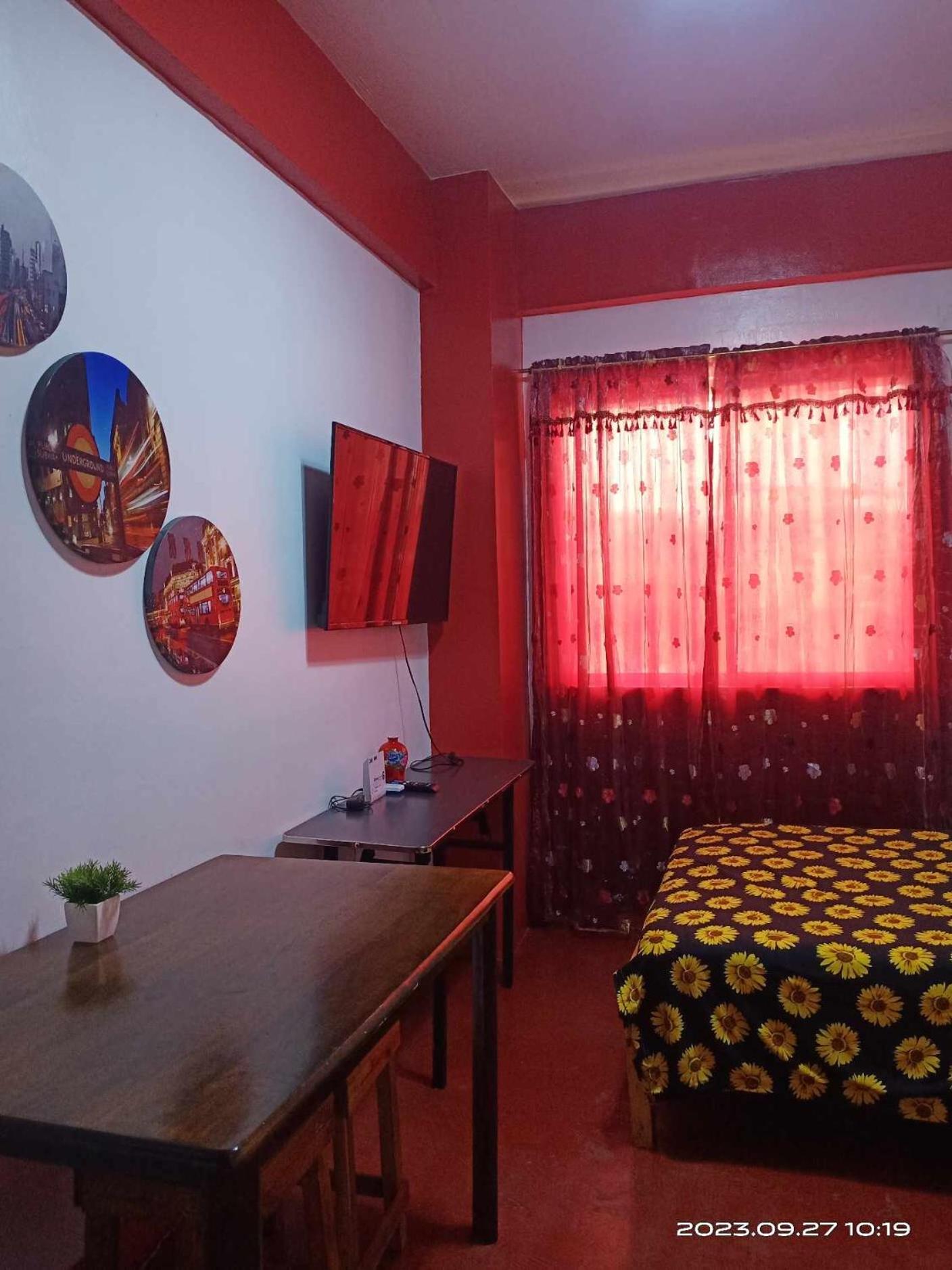 One-Bedroom Apartment - Photo 31