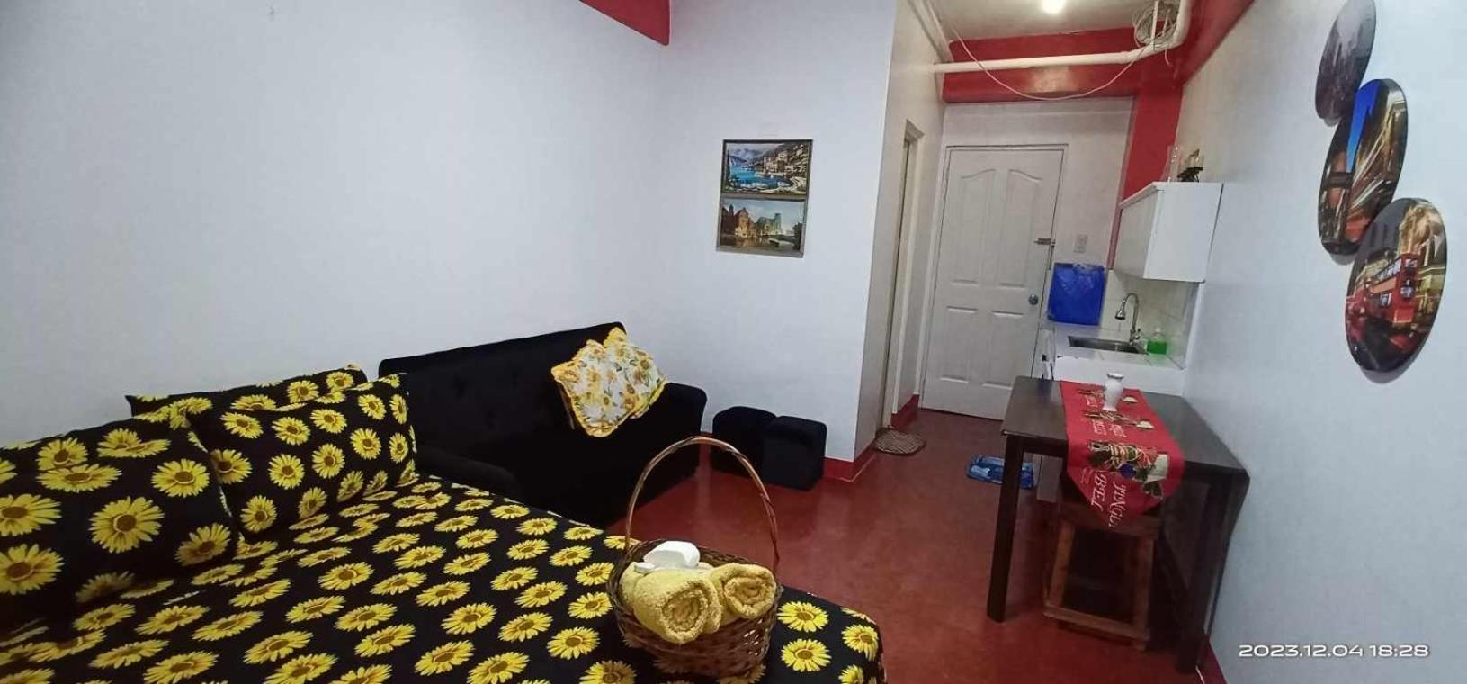 One-Bedroom Apartment - Photo 32