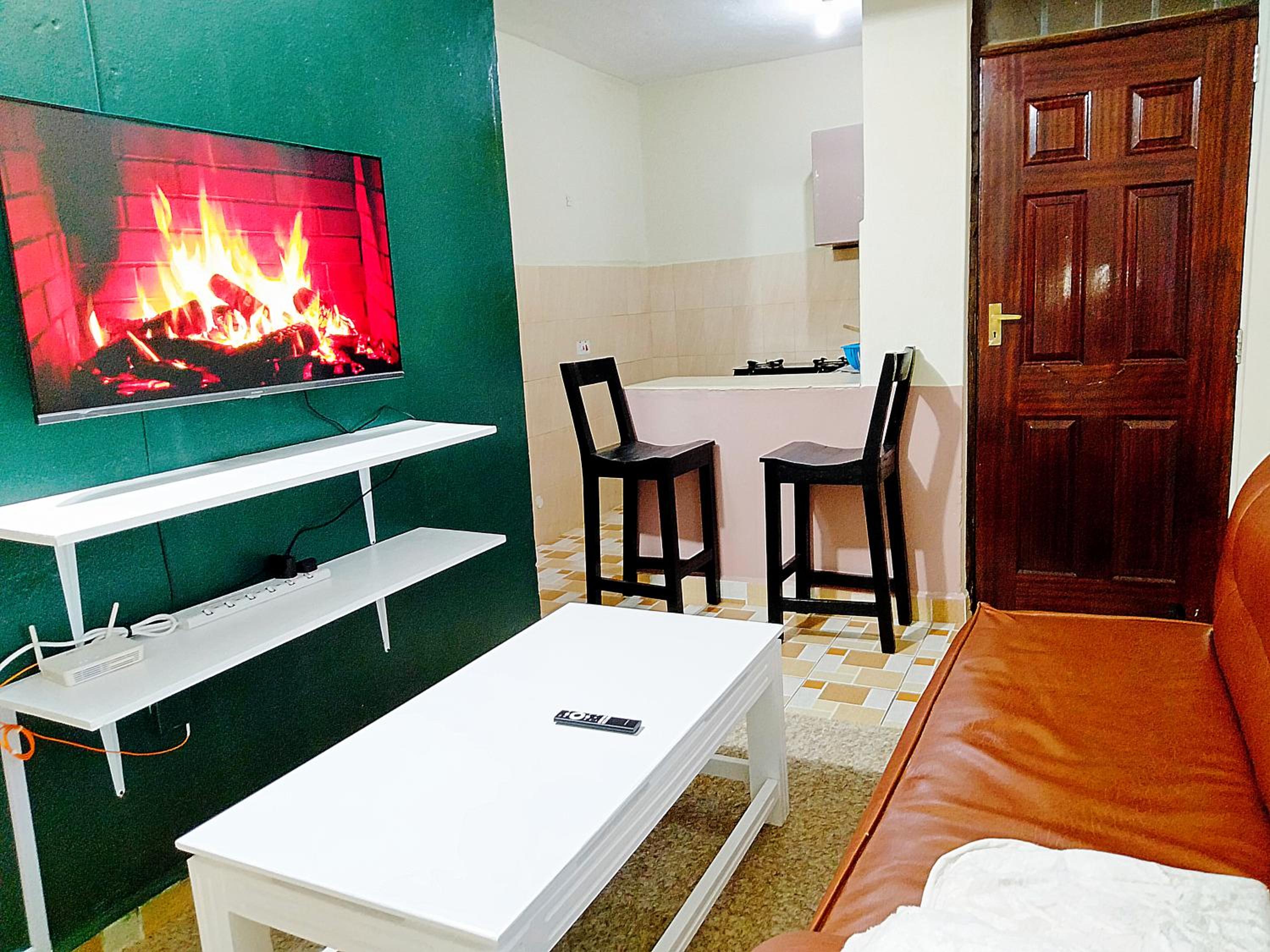 One-Bedroom Apartment with Balcony photo 2