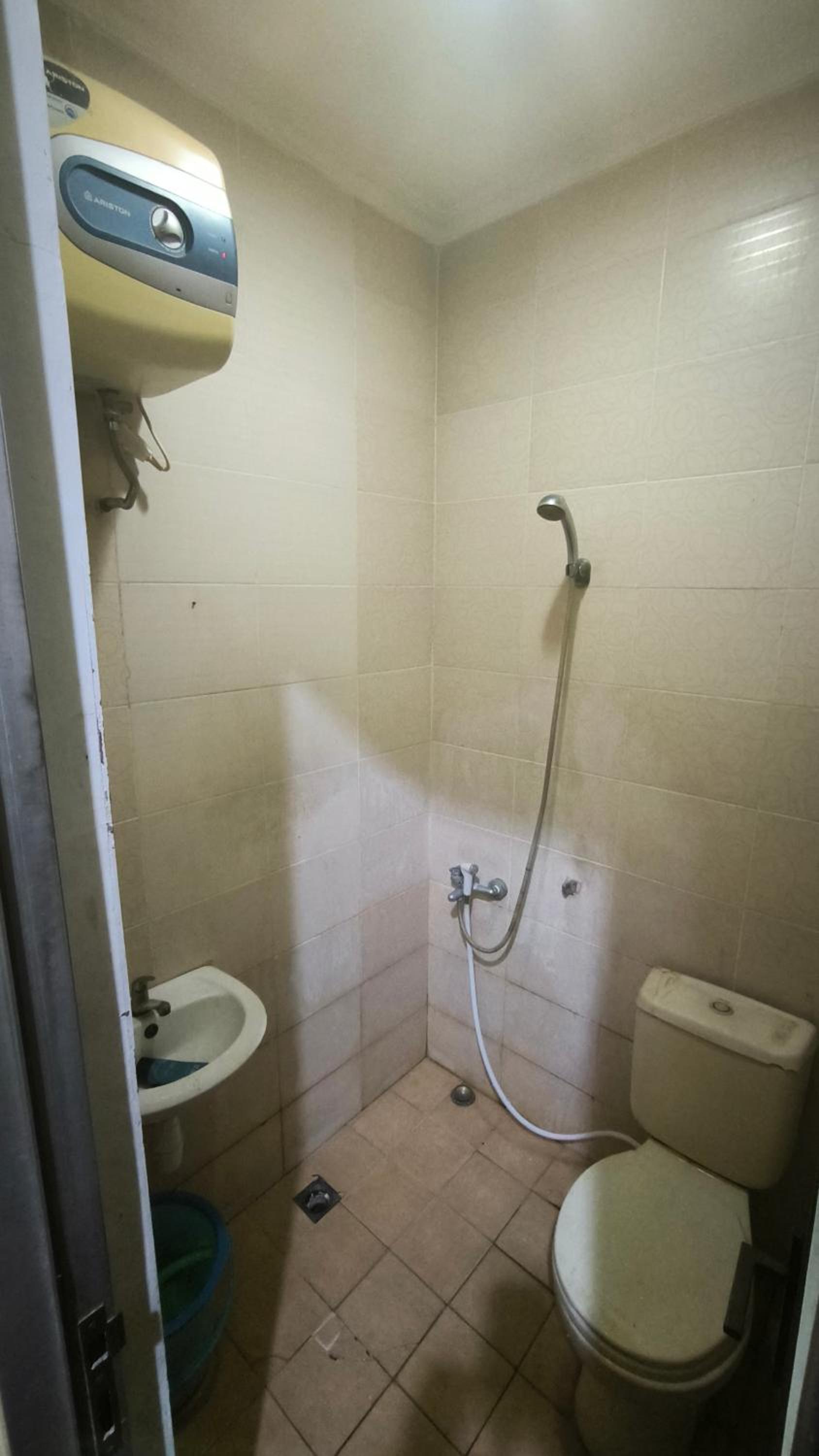 Standard Twin Room - Photo 4