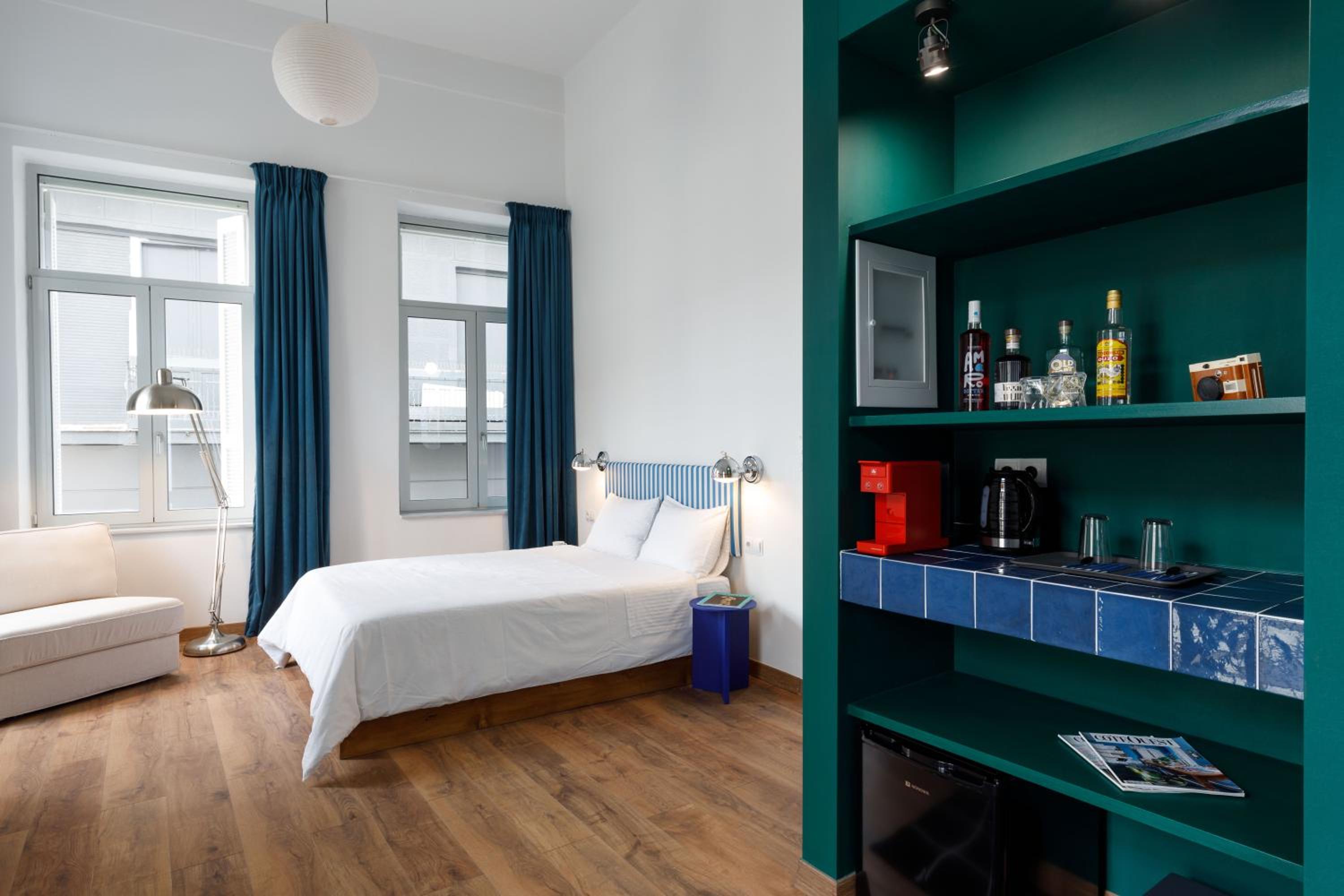 Deluxe King Suite