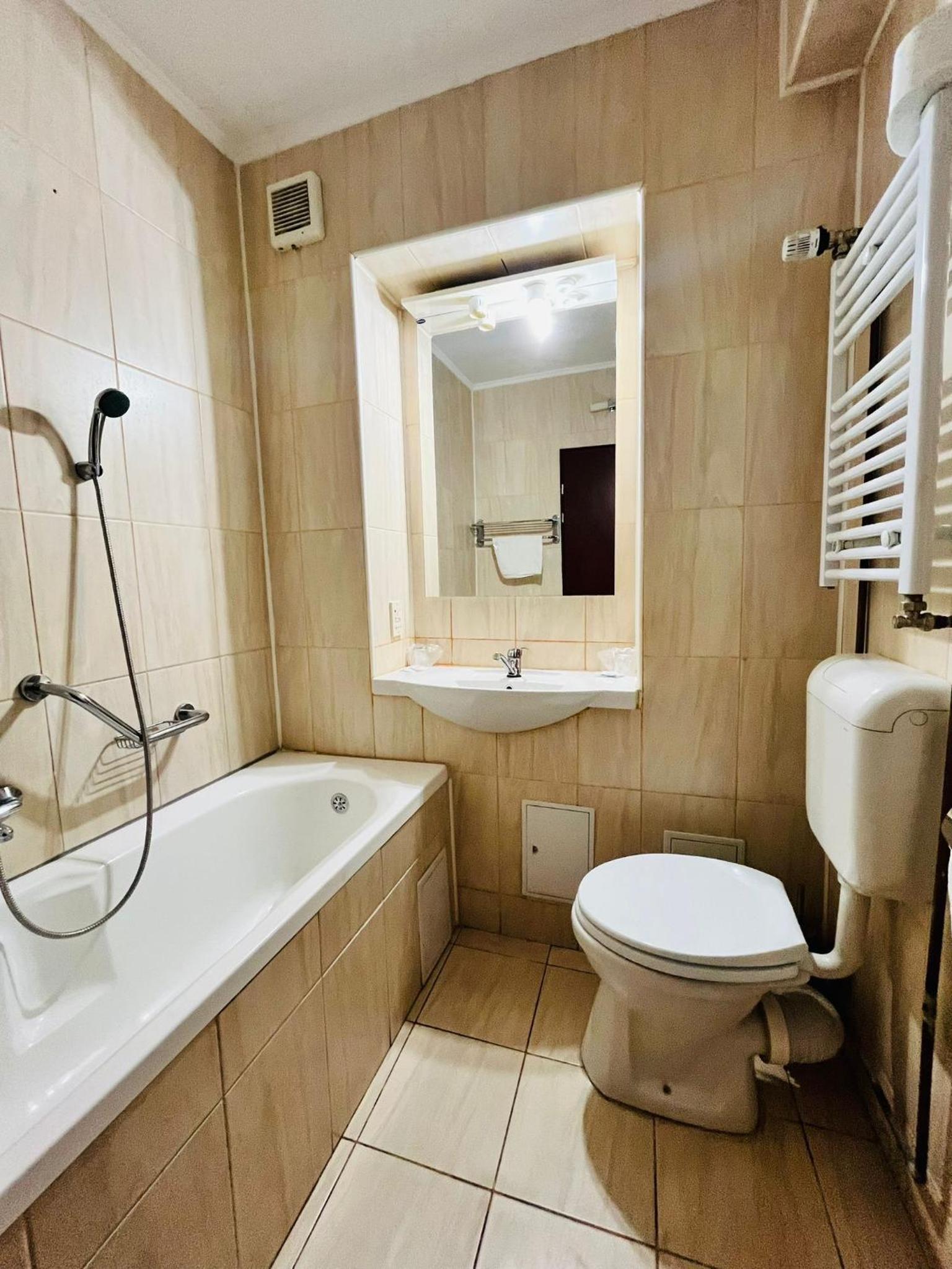 Standard Single Room photo 3
