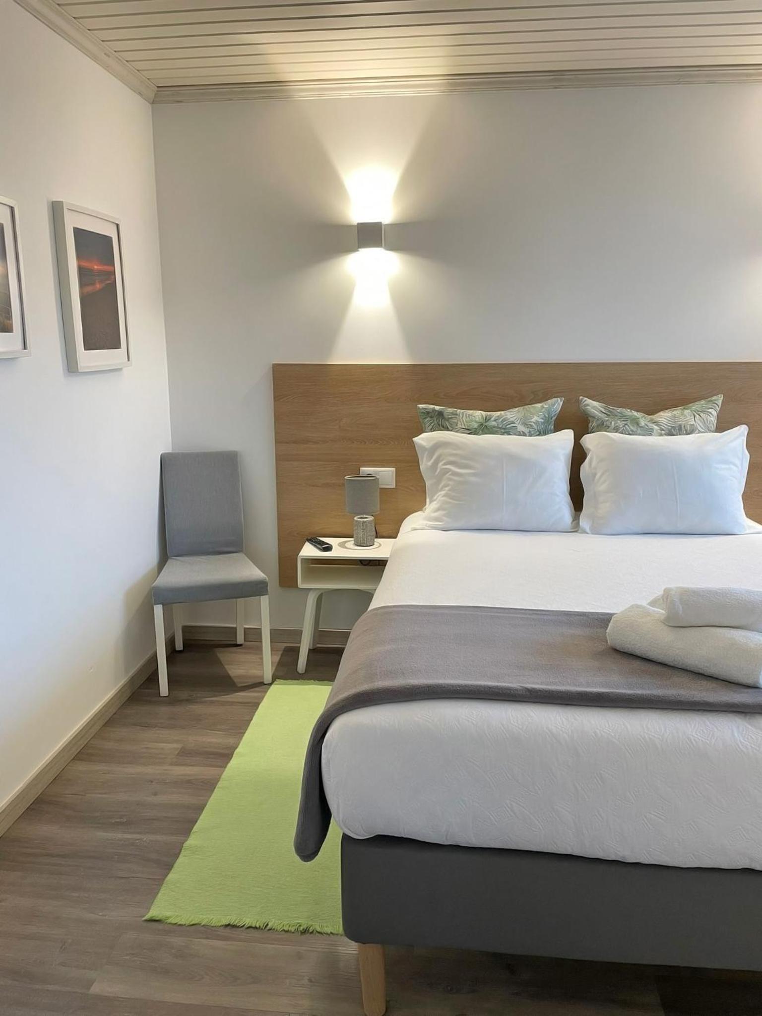Double Room with Private Bathroom - Photo 1