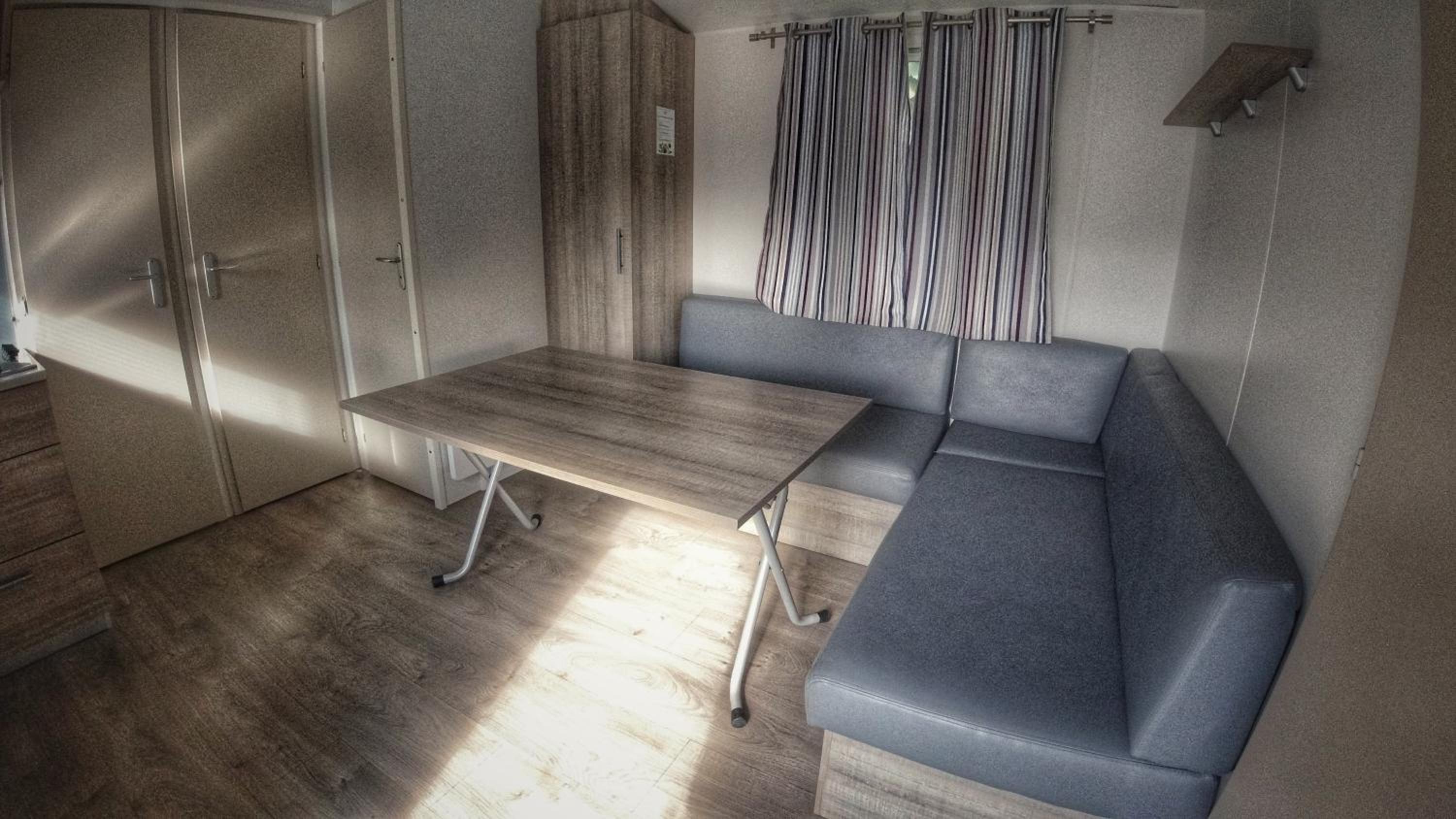 Mobile Home - Photo 24