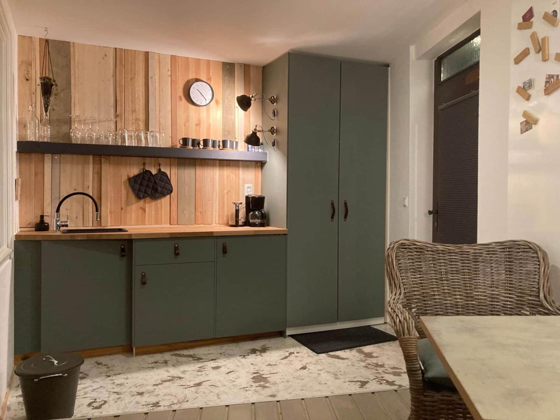 One-Bedroom Apartment - Photo 5