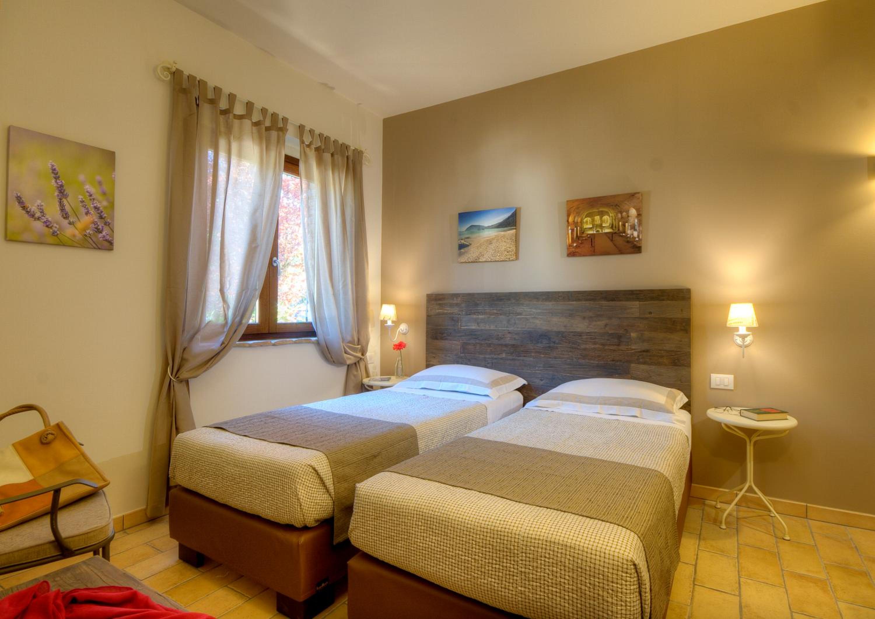 Superior Double or Twin Room photo 3