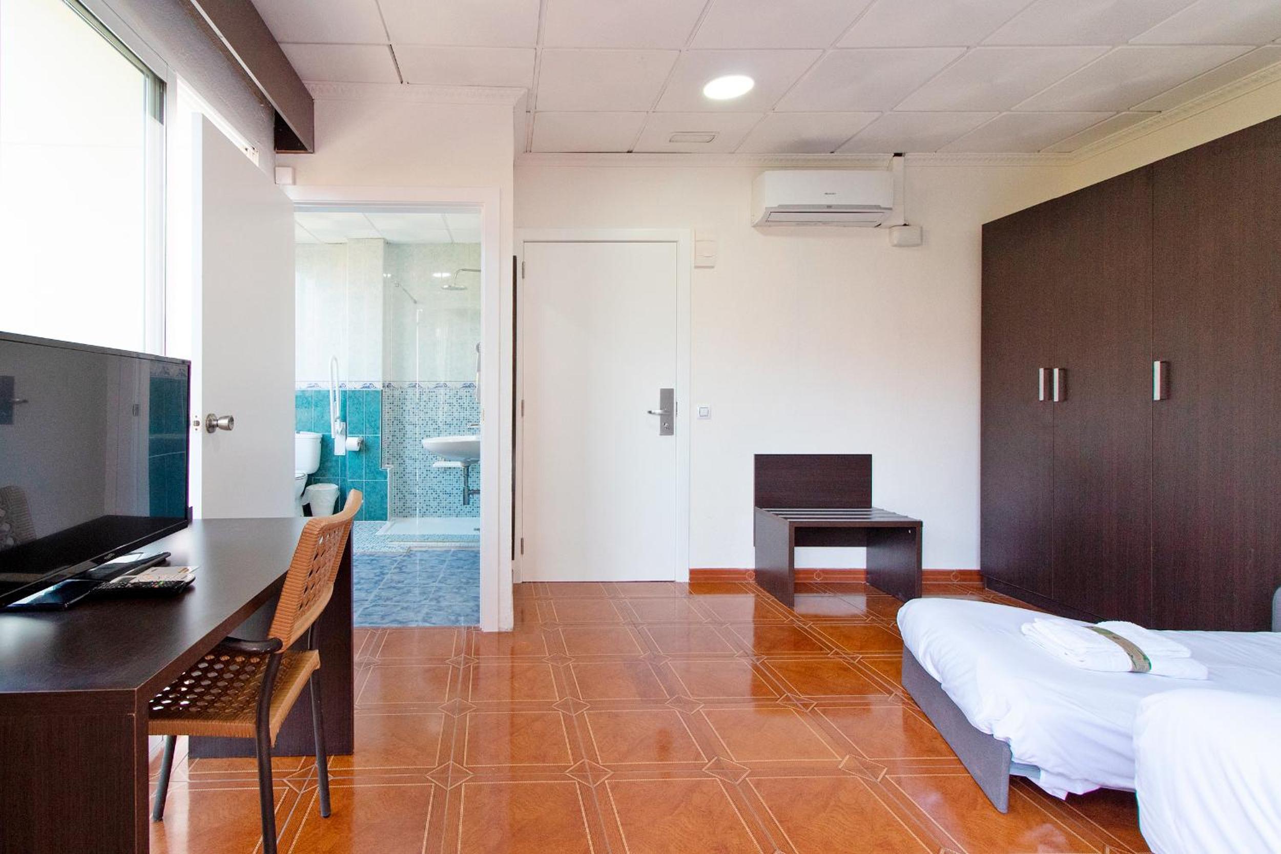 Large Double Room photo 3