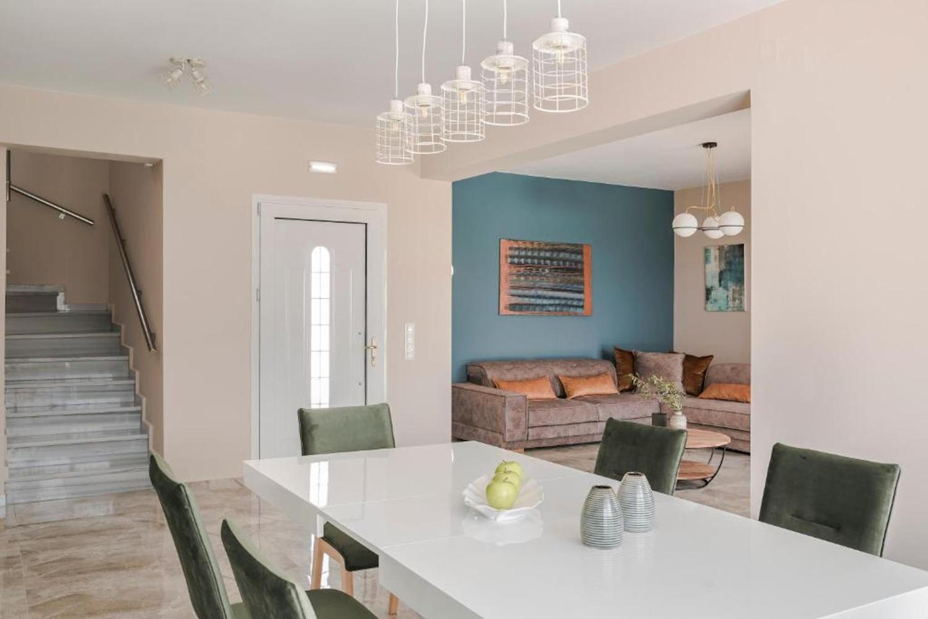 Villa photo 3