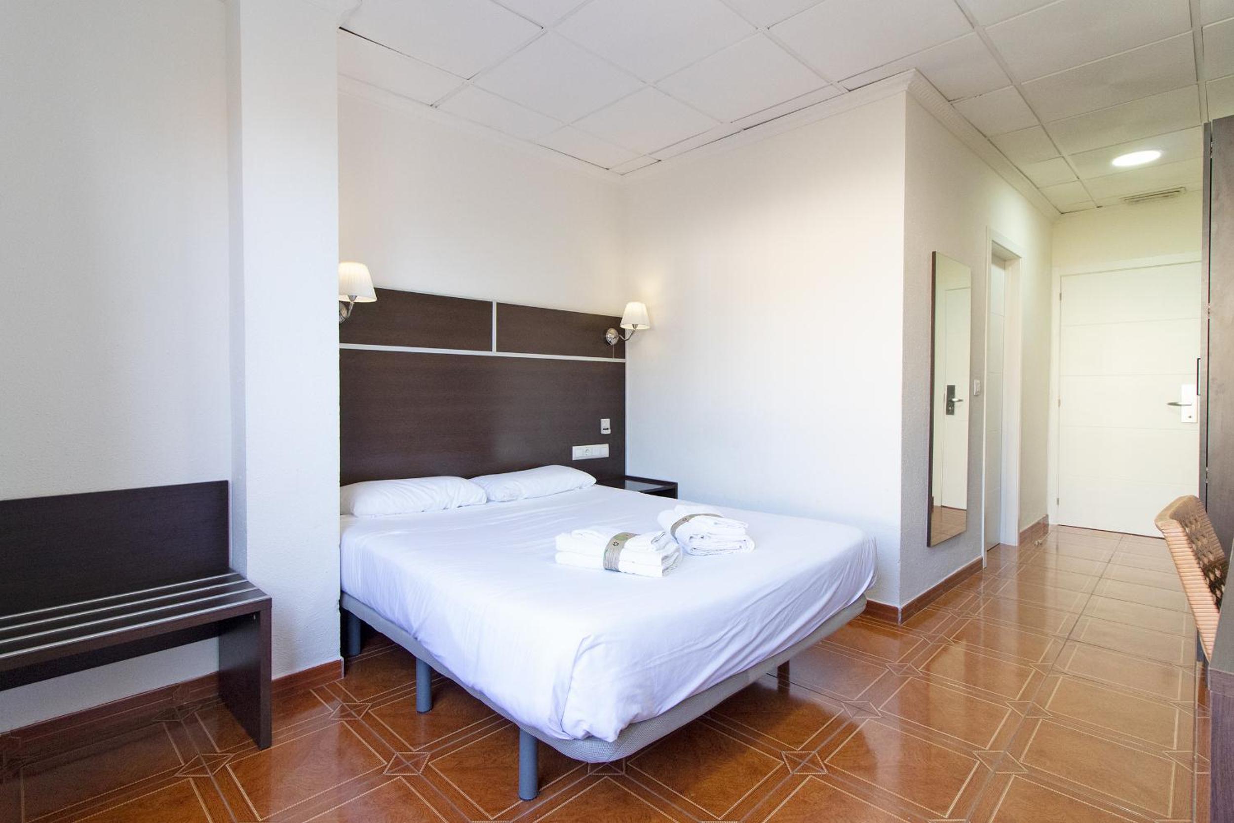 Double or Twin Room photo 2