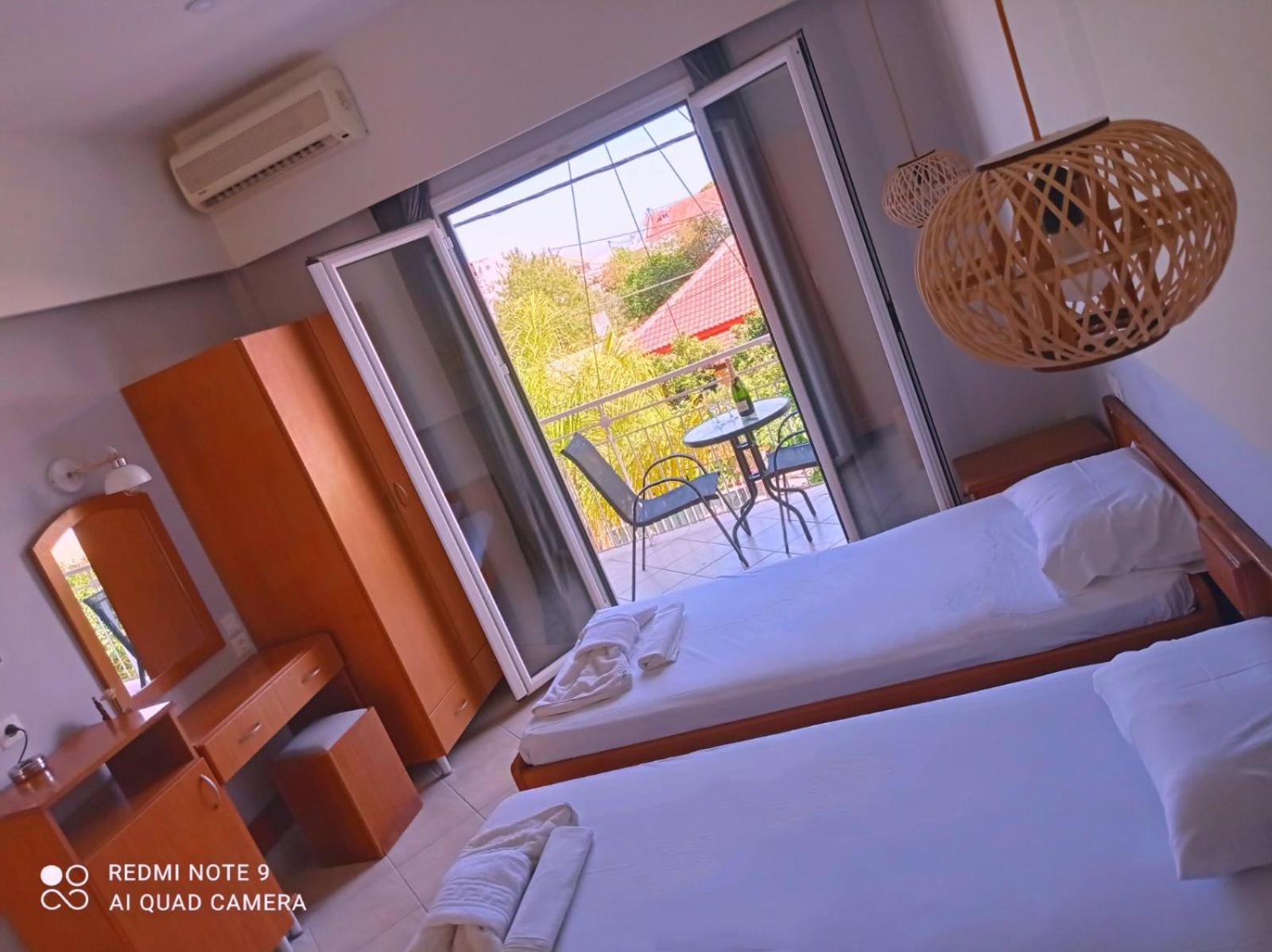 Standard Triple Room With Sea View