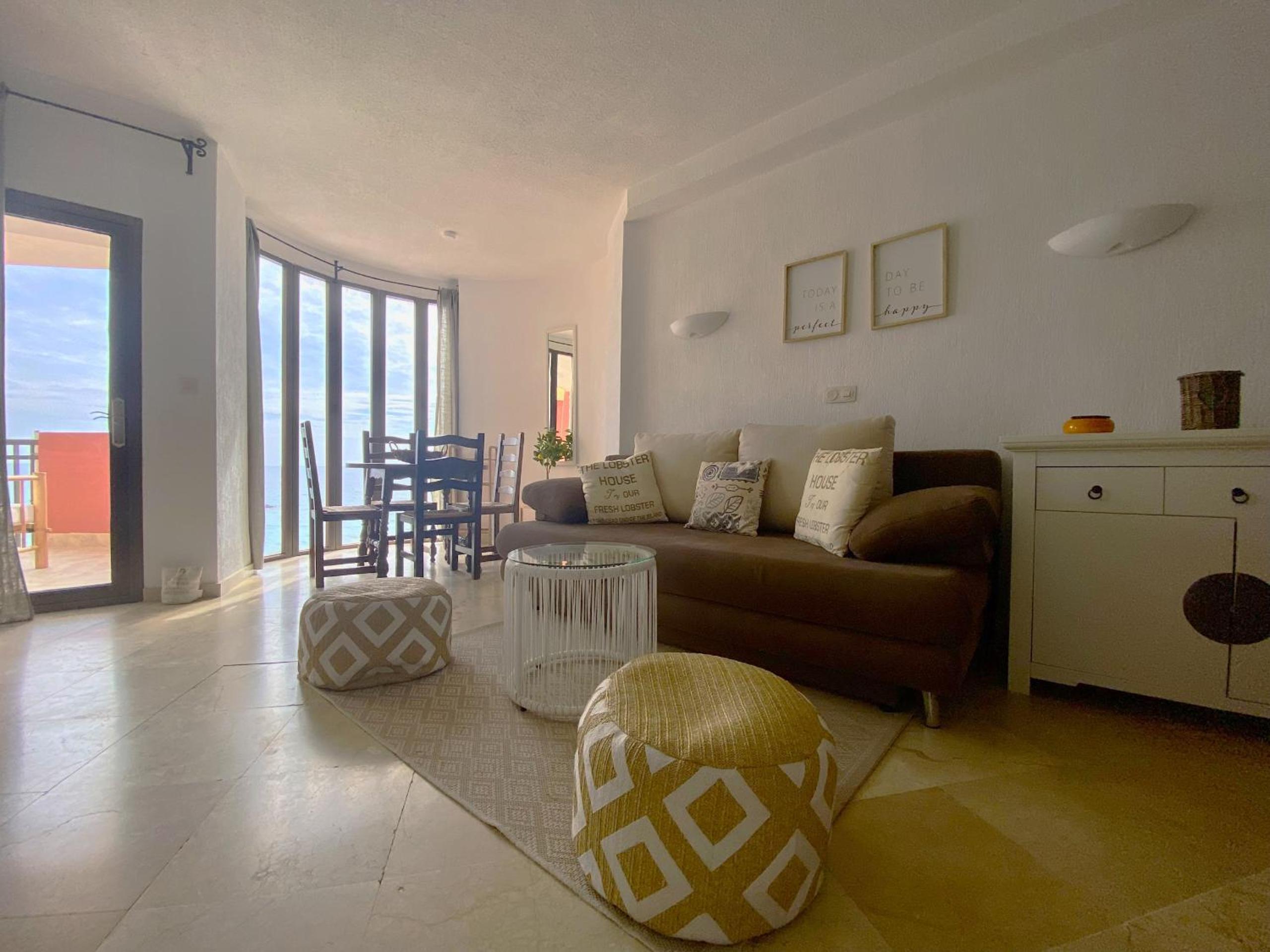 Apartamento con vista al mar