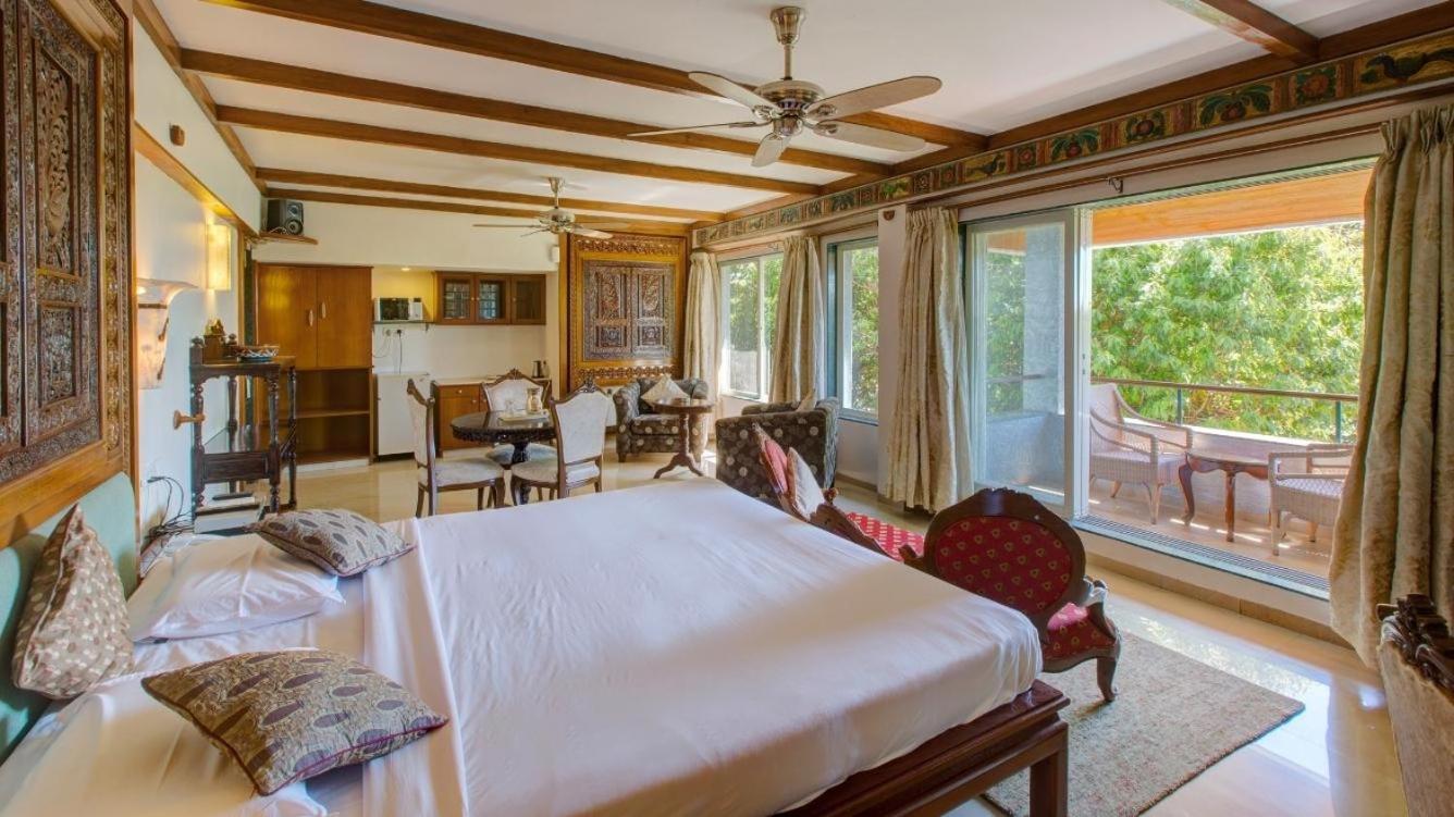 Ixora Suite photo 2