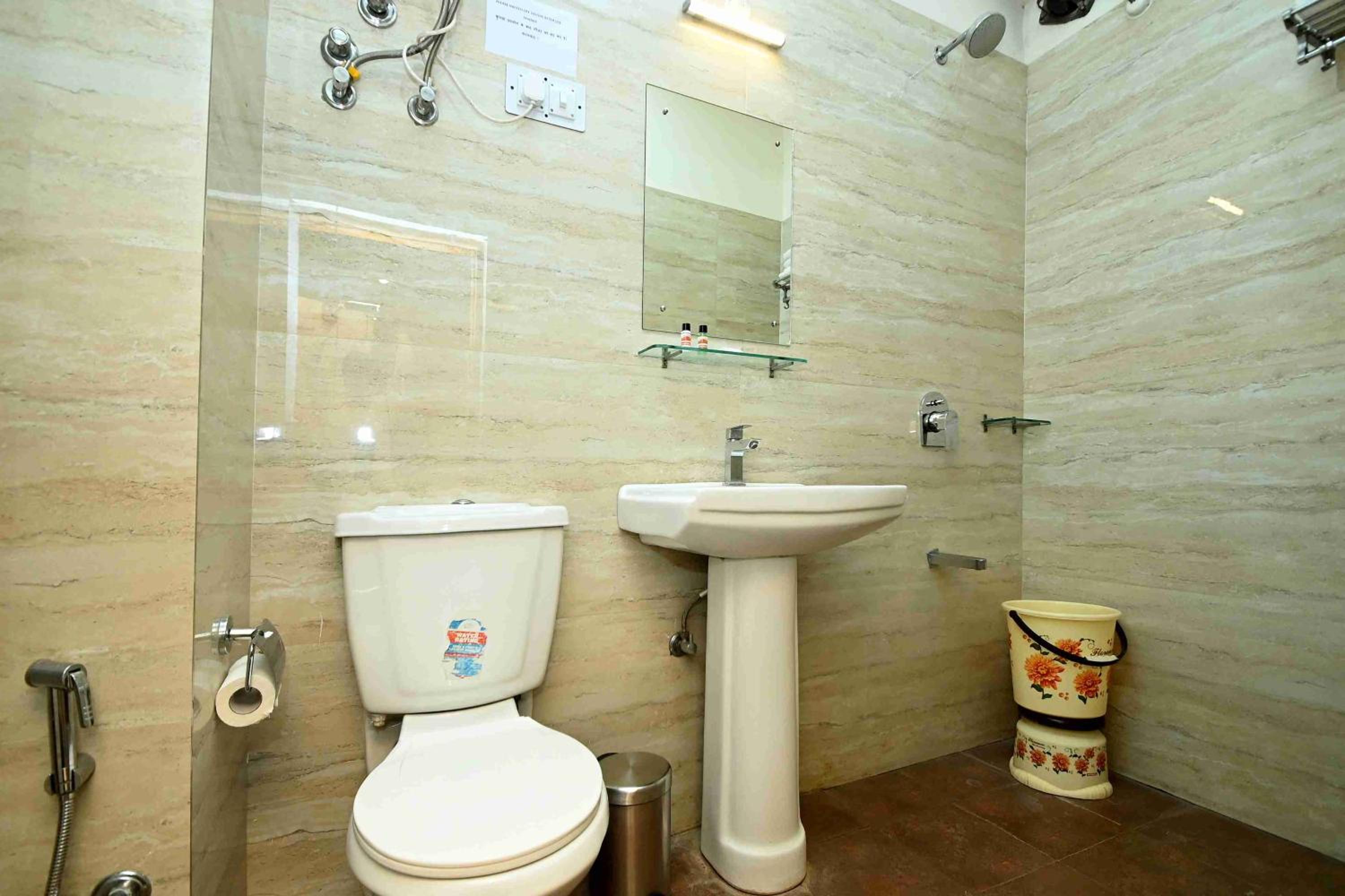 Family Suite - Photo 19
