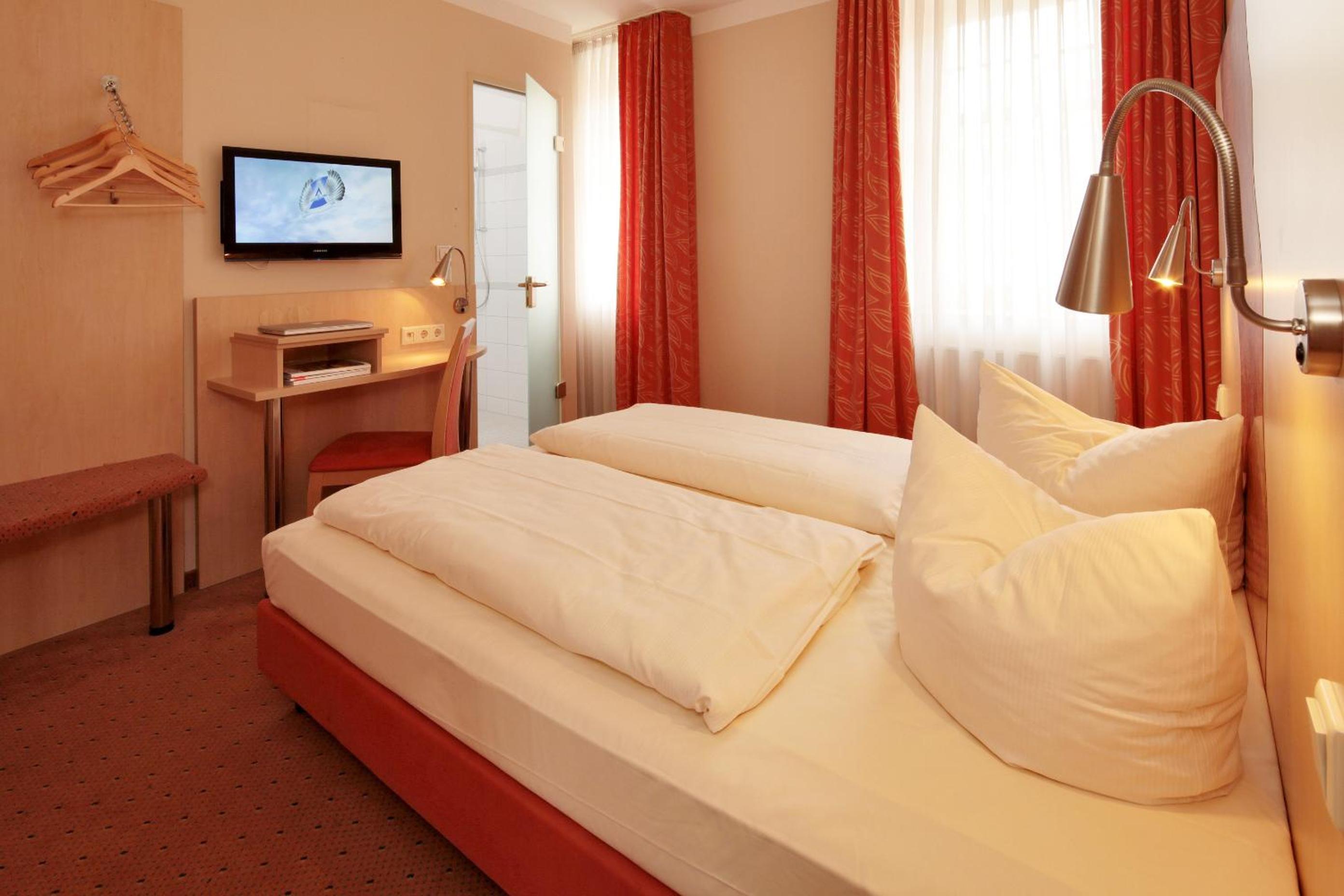 Superior Double Room - Photo 1
