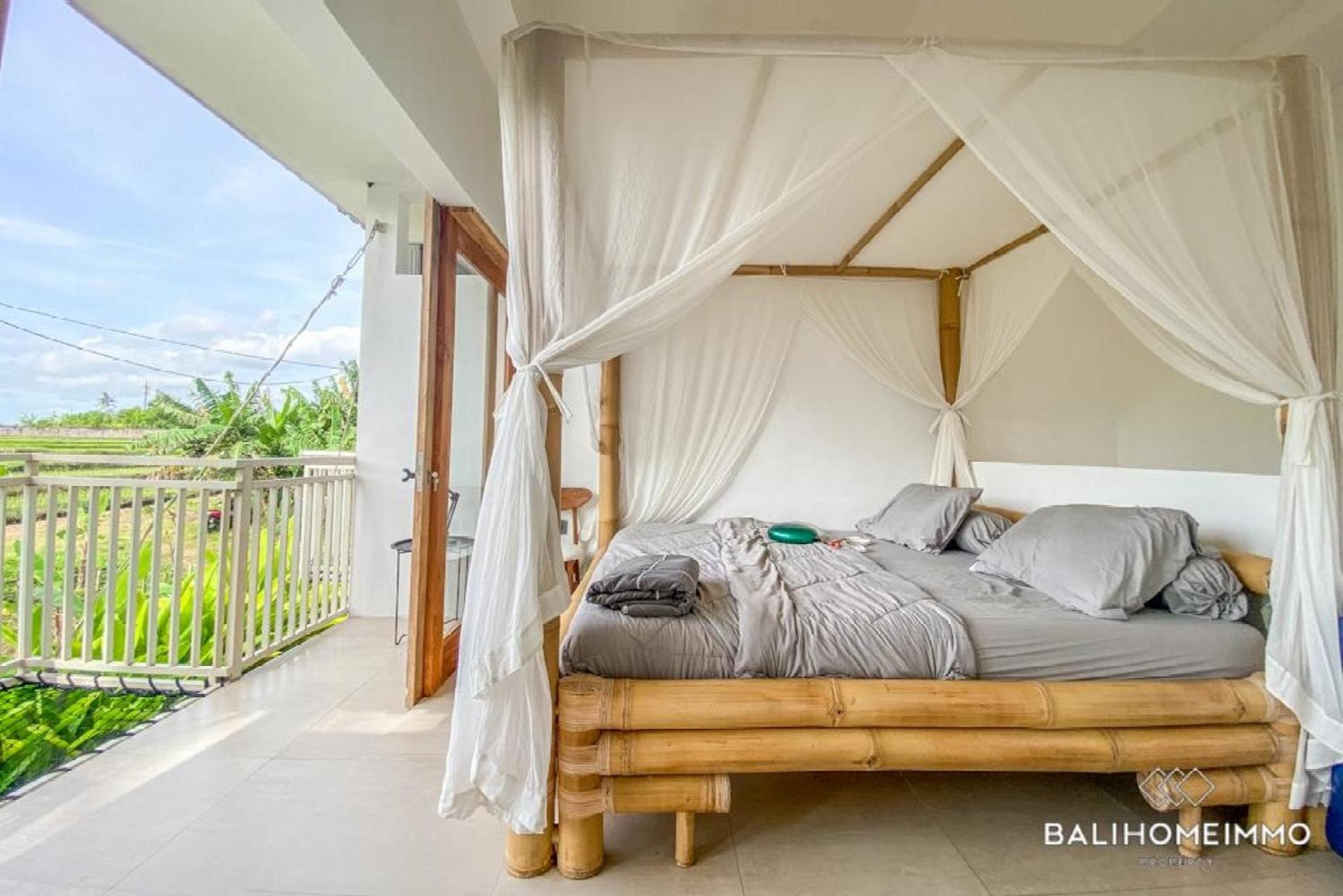 Three-Bedroom Villa photo 2