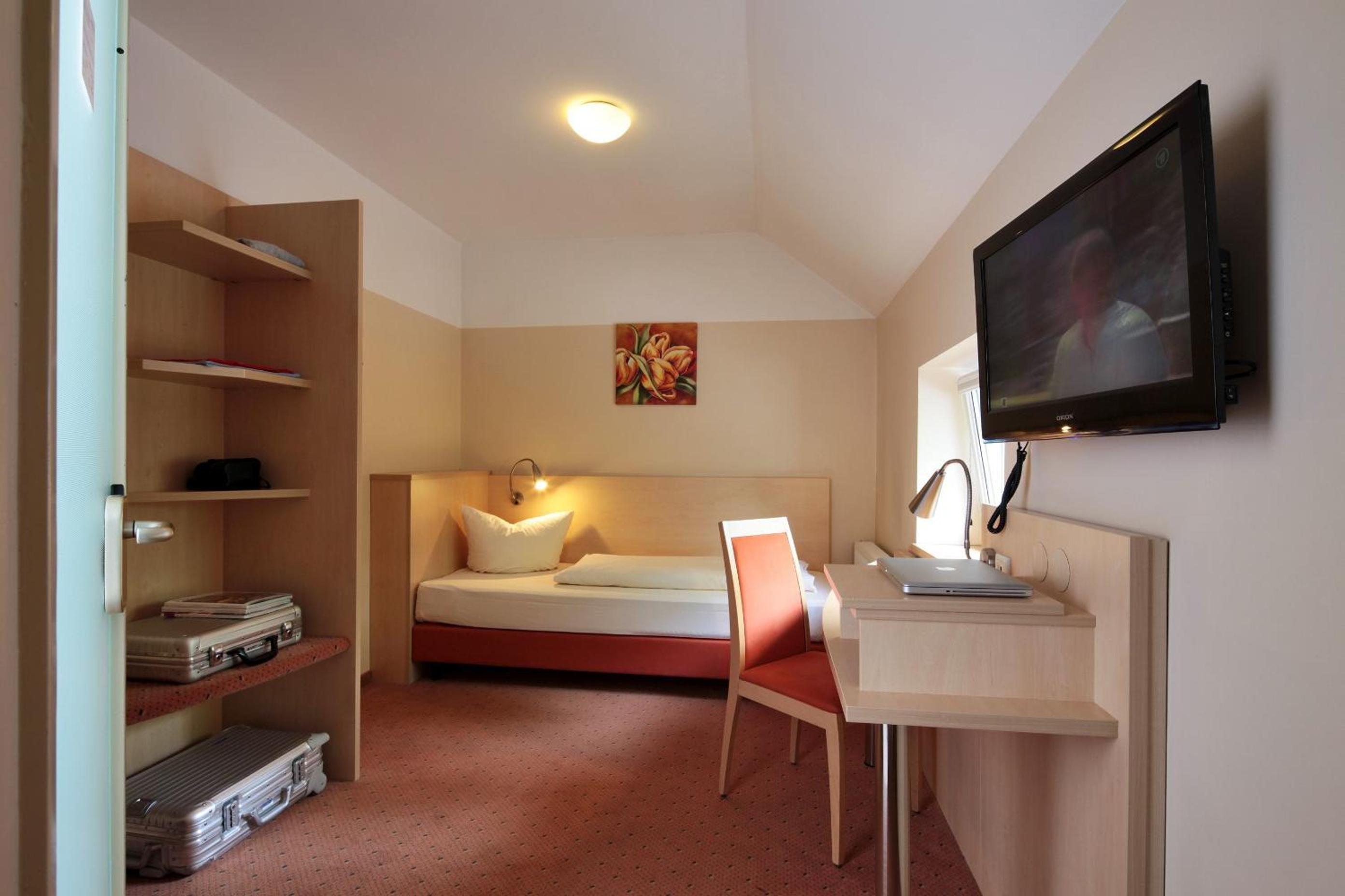Superior Single Room