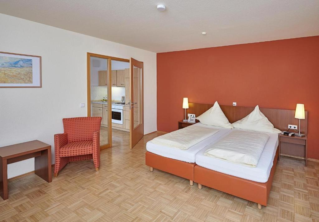 Double Room - Photo 5